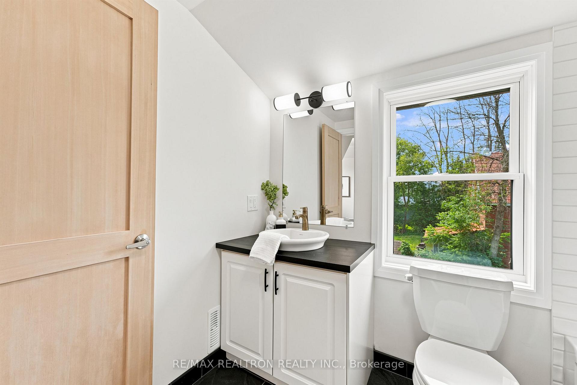 Photo 35 of 4363 Hepinstall Landing, Severn, Washago — HOMEH