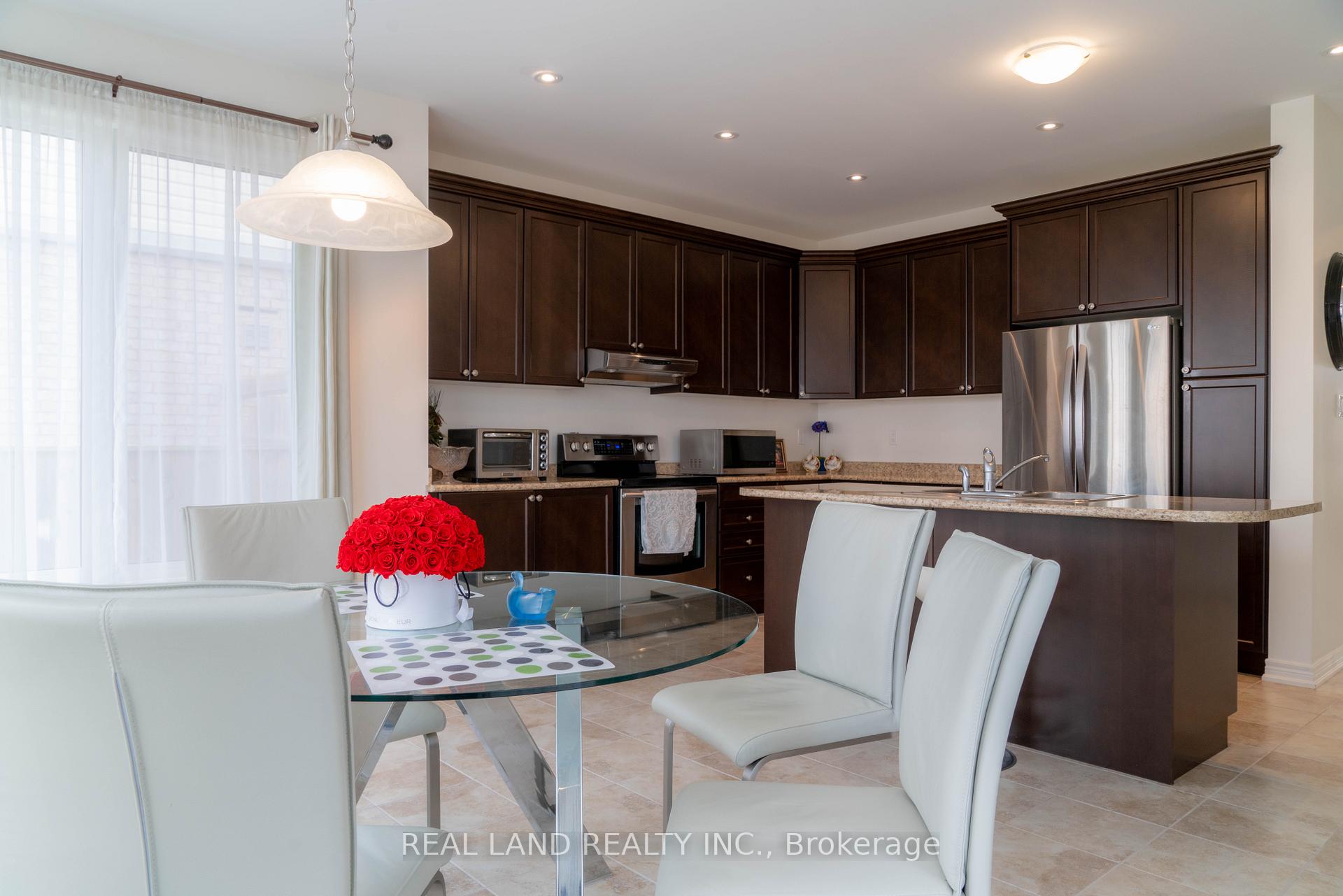 Photo 10 of 6284 St. Michael Avenue, Niagara Falls, Forestview — HOMEH
