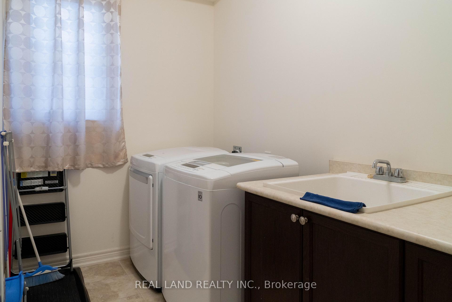 Photo 21 of 6284 St. Michael Avenue, Niagara Falls, Forestview — HOMEH