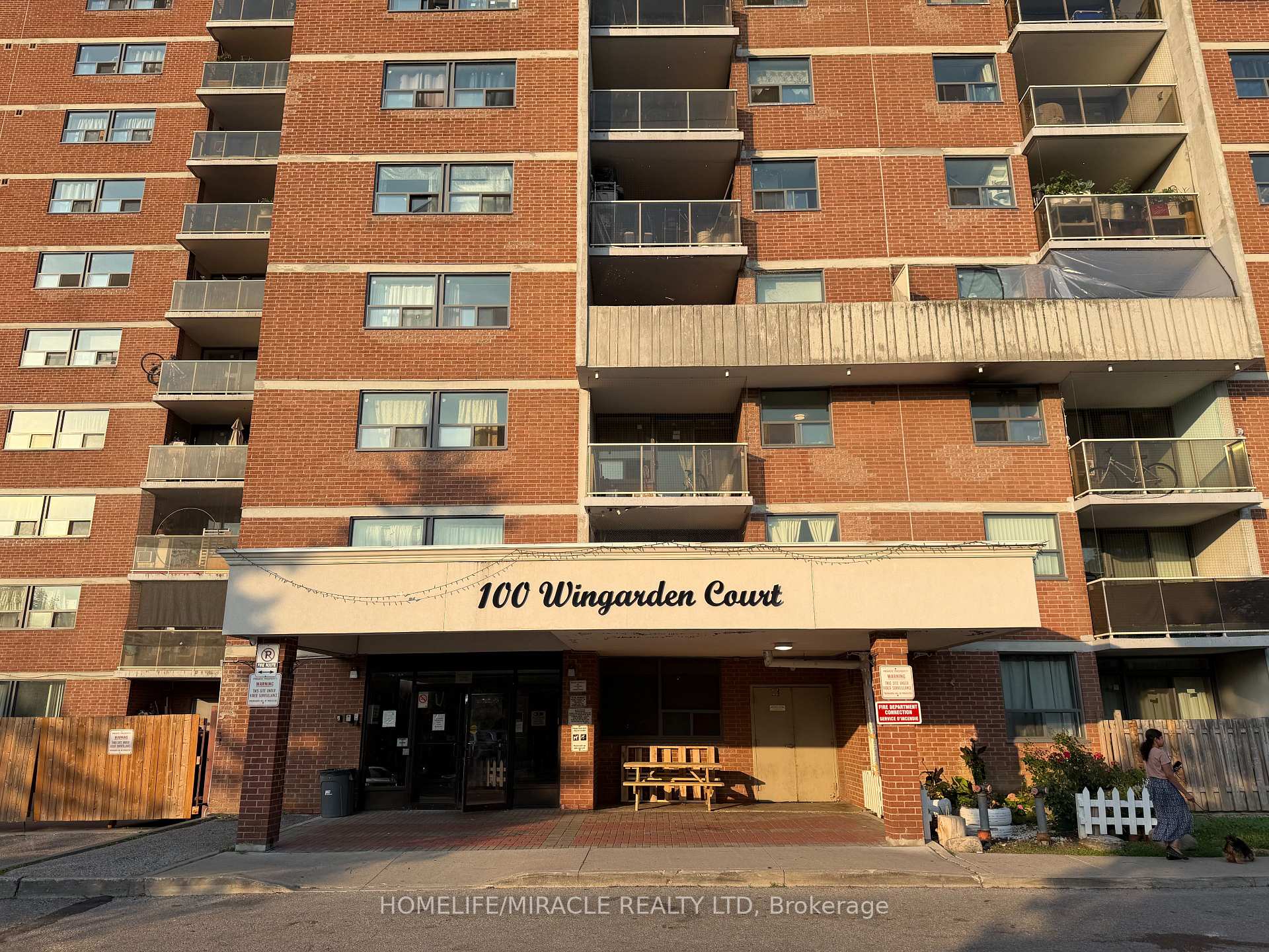 Photo of Unit 714, 100 Wingarden Court
