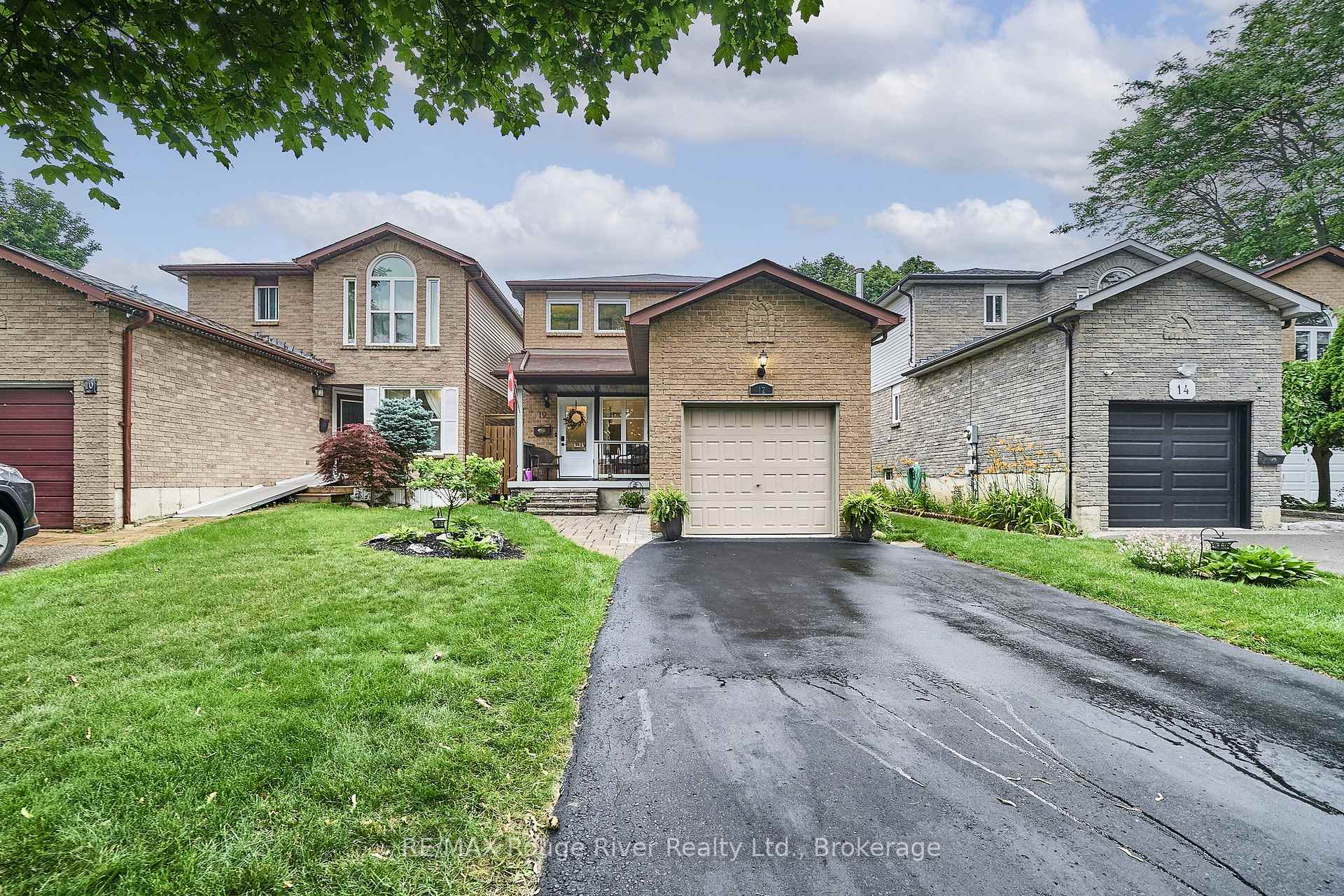 Photo 1 of 12 Goldring Drive, Whitby, Lynde Creek — HOMEH