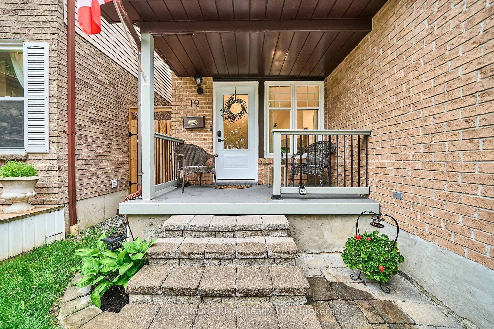 Photo 2 of 12 Goldring Drive, Whitby, Lynde Creek — HOMEH