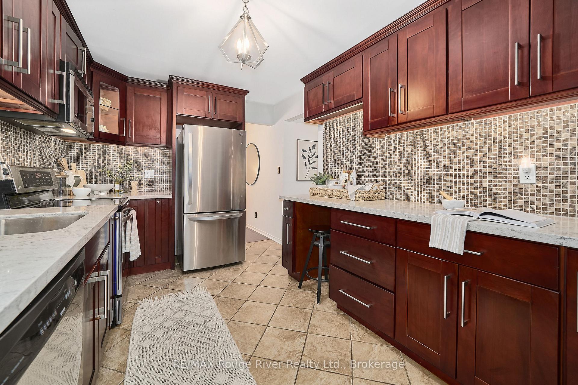 Photo 12 of 12 Goldring Drive, Whitby, Lynde Creek — HOMEH