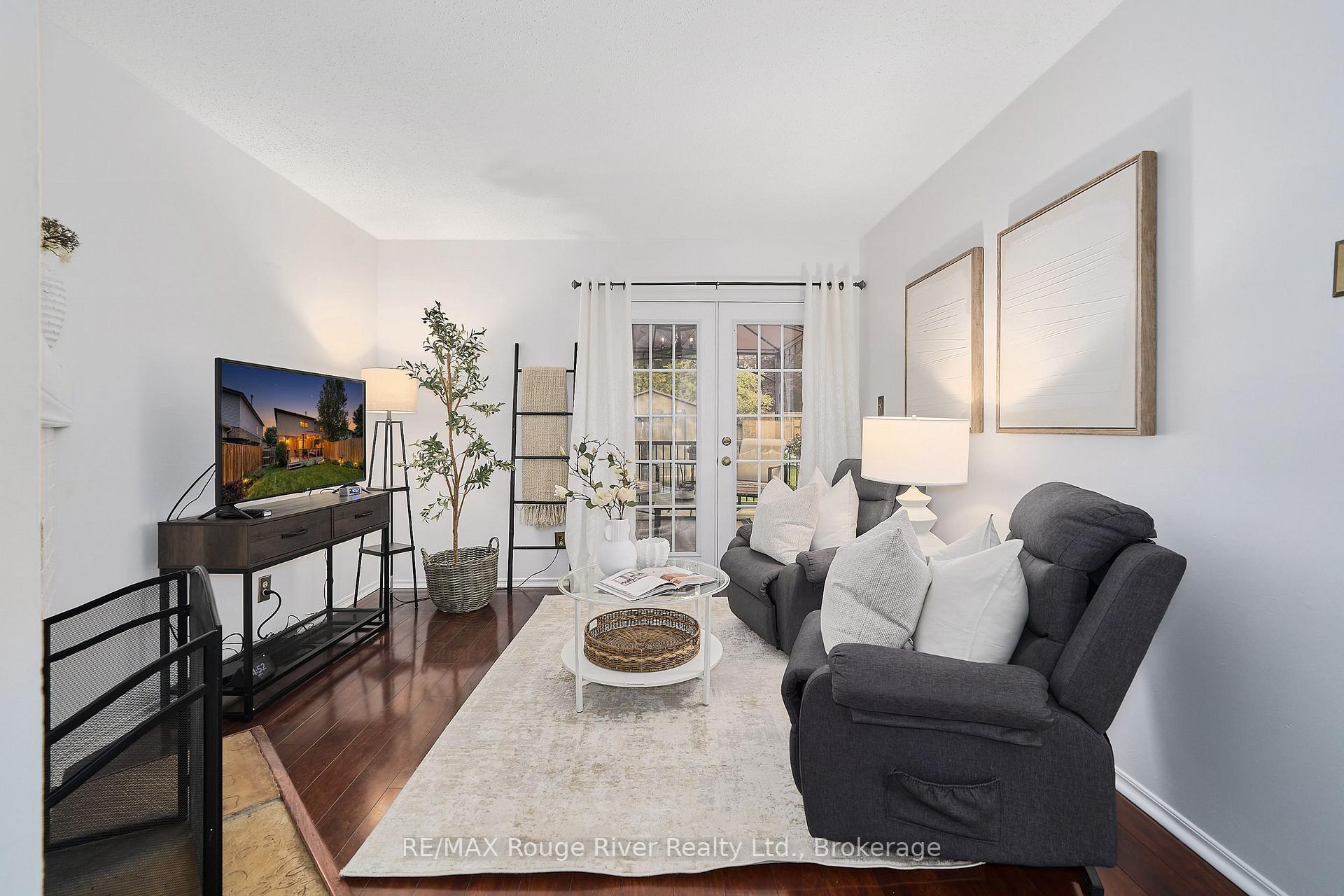 Photo 14 of 12 Goldring Drive, Whitby, Lynde Creek — HOMEH