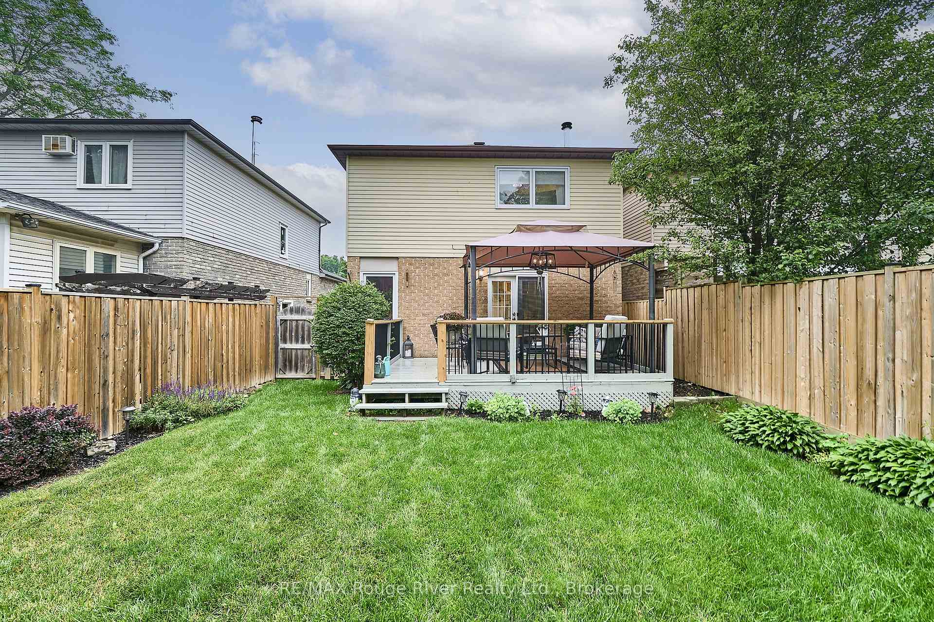 Photo 37 of 12 Goldring Drive, Whitby, Lynde Creek — HOMEH