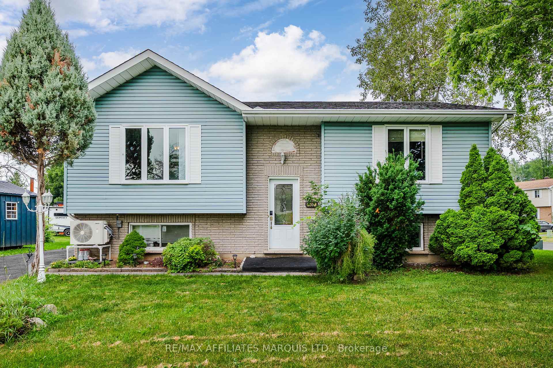 Photo 1 of 700 Lynn Street, Cornwall, Cornwall — HOMEH