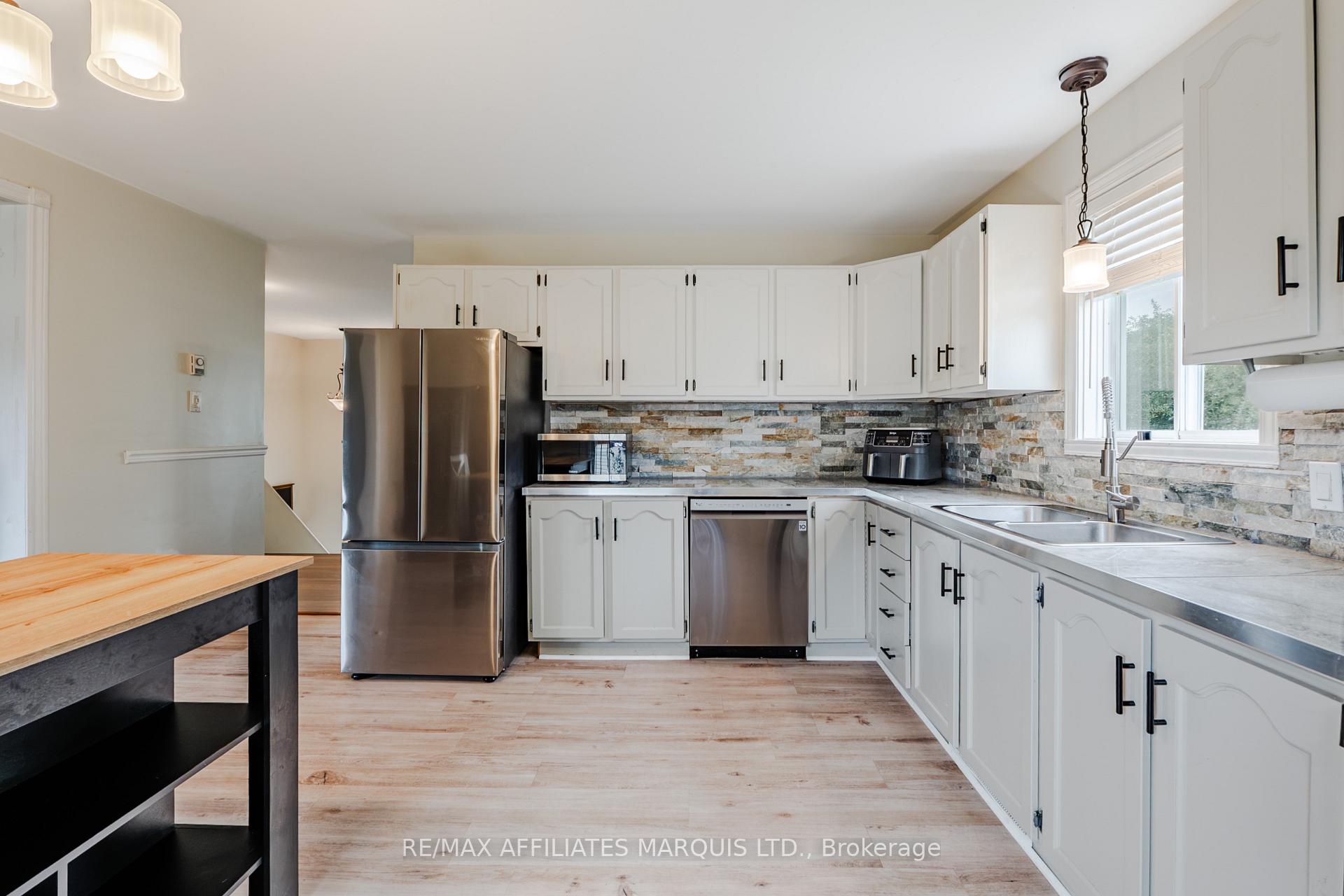 Photo 12 of 700 Lynn Street, Cornwall, Cornwall — HOMEH