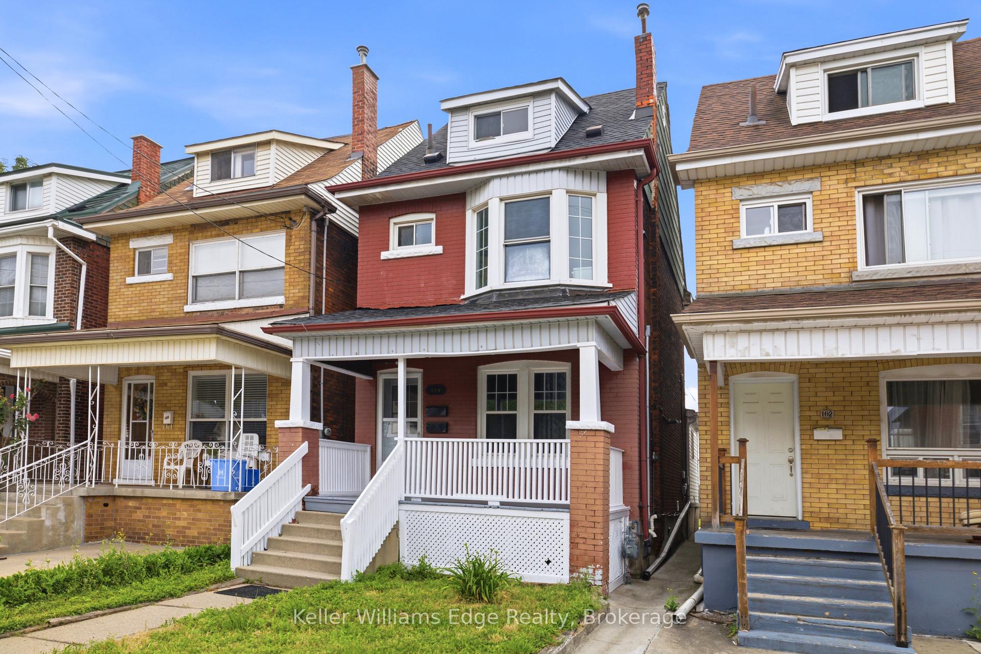Photo 4 of 104 Rosslyn Avenue N, Hamilton, Crown Point — HOMEH