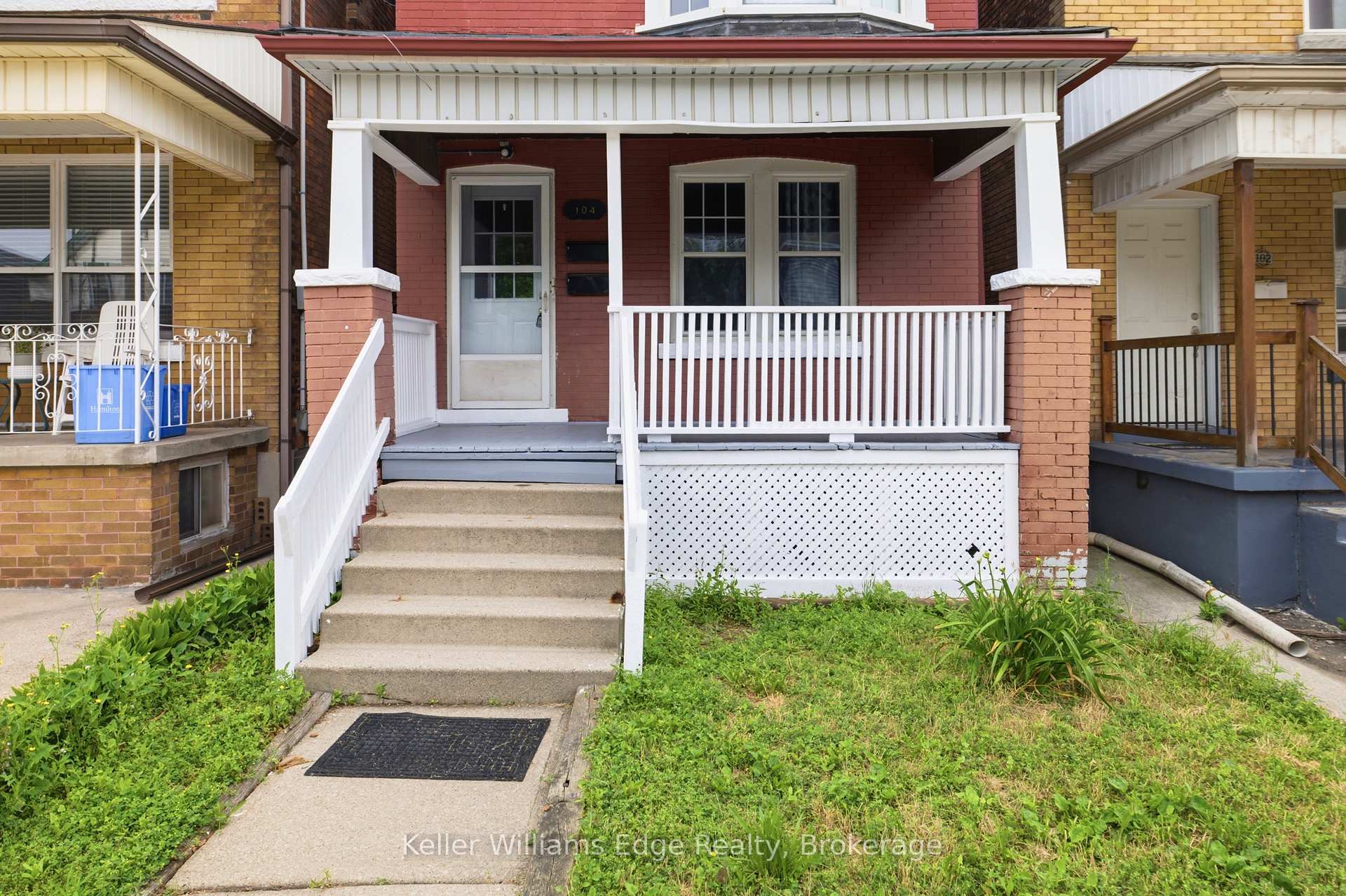Photo 5 of 104 Rosslyn Avenue N, Hamilton, Crown Point — HOMEH