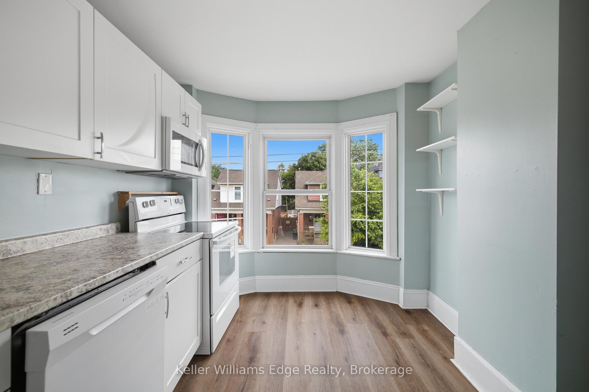 Photo 35 of 104 Rosslyn Avenue N, Hamilton, Crown Point — HOMEH