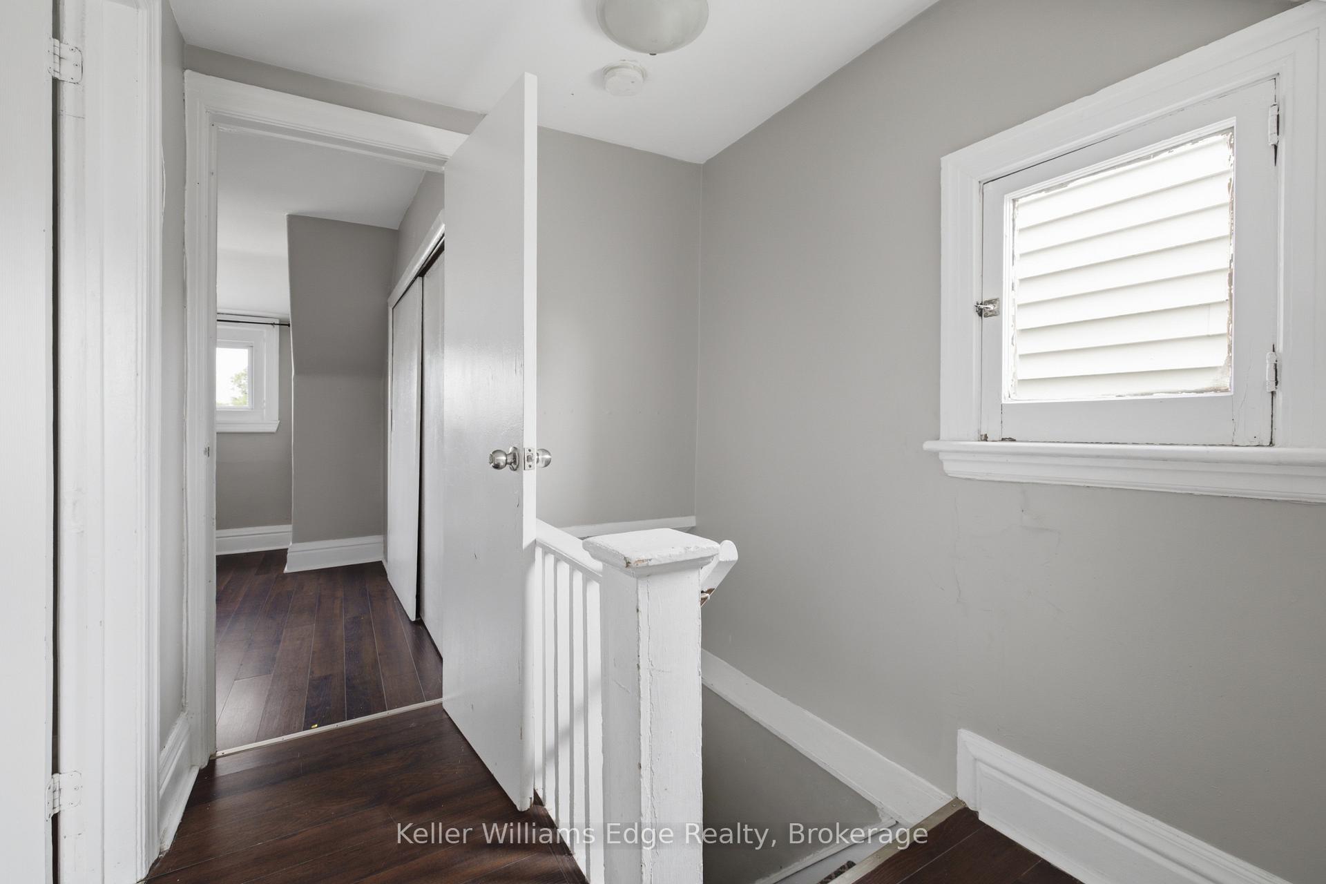 Photo 38 of 104 Rosslyn Avenue N, Hamilton, Crown Point — HOMEH