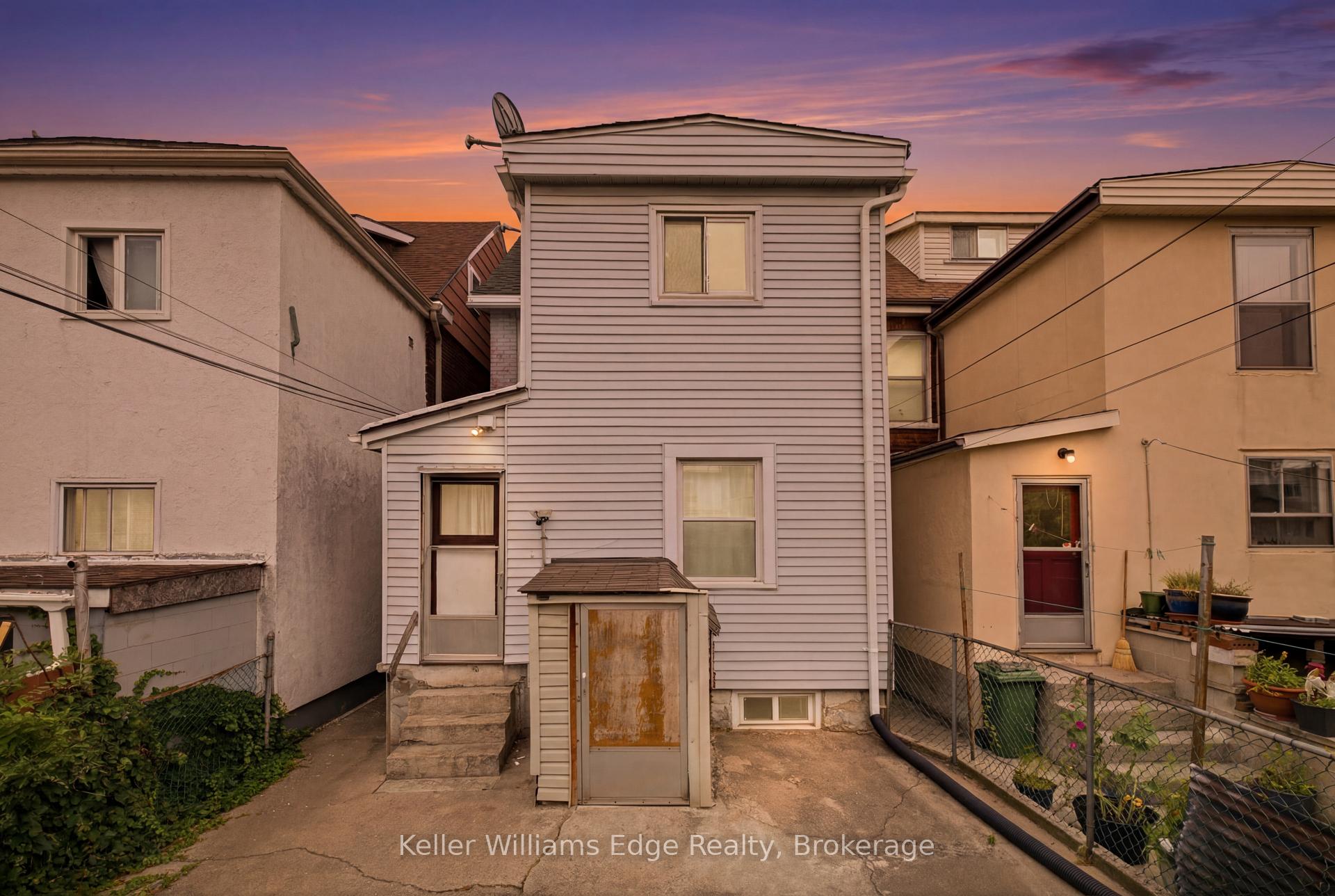 Photo 48 of 104 Rosslyn Avenue N, Hamilton, Crown Point — HOMEH