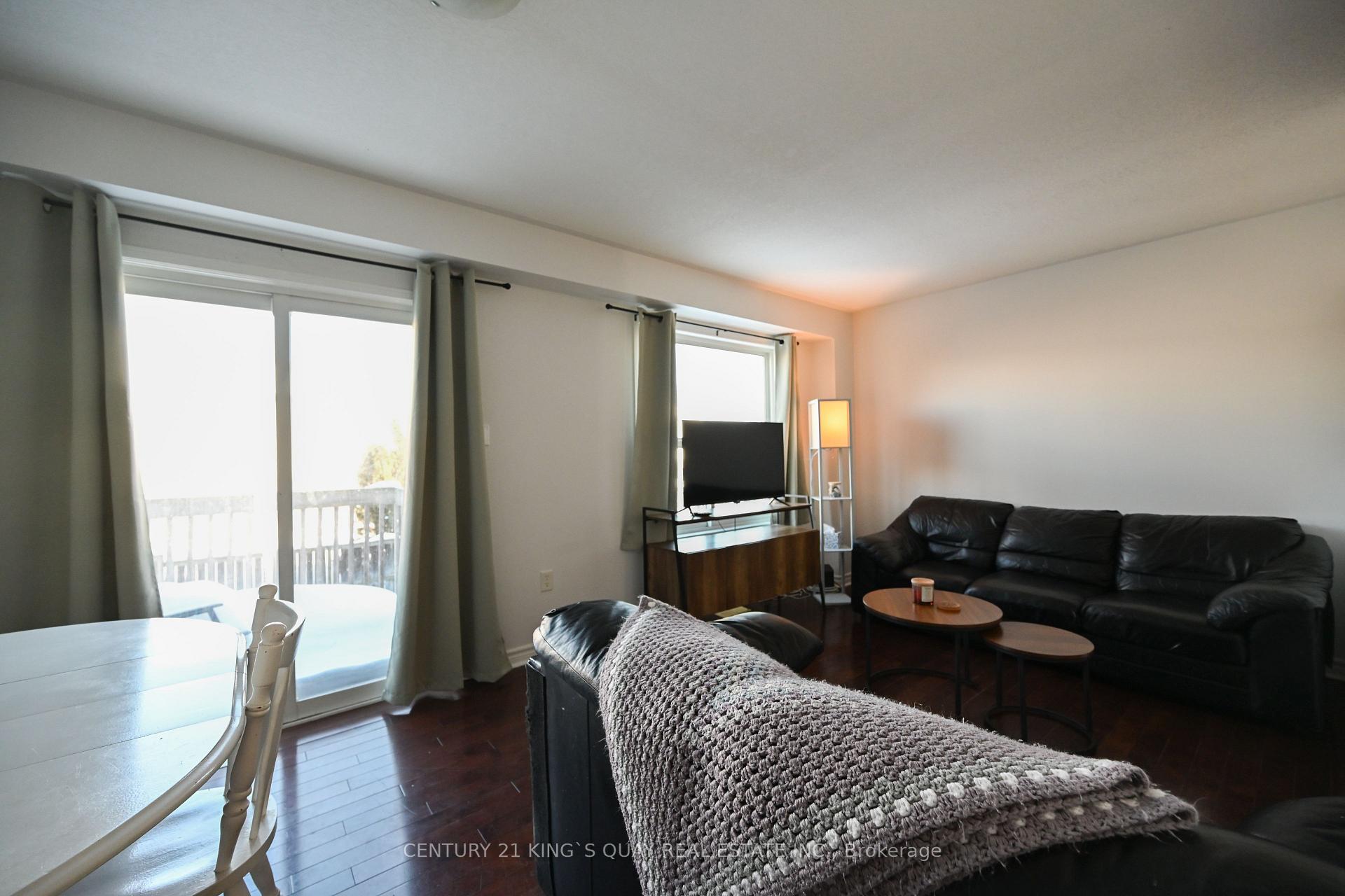 Photo 3 of 50 Crittenden Drive, Georgina, Keswick South — HOMEH