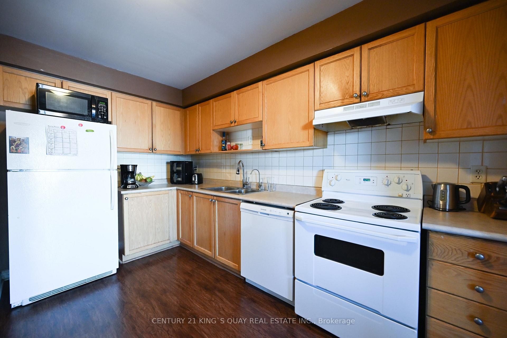 Photo 4 of 50 Crittenden Drive, Georgina, Keswick South — HOMEH