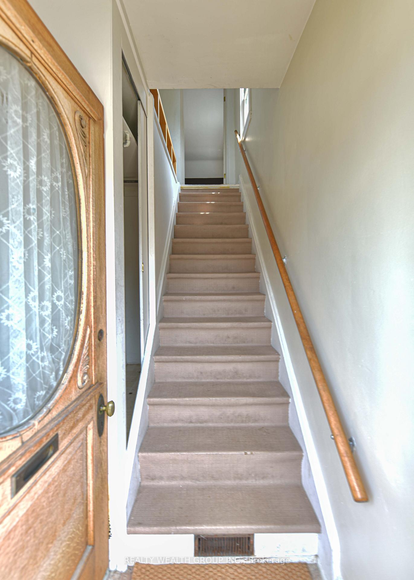 Photo 23 of 23 Penetang Street, Orillia — HOMEH