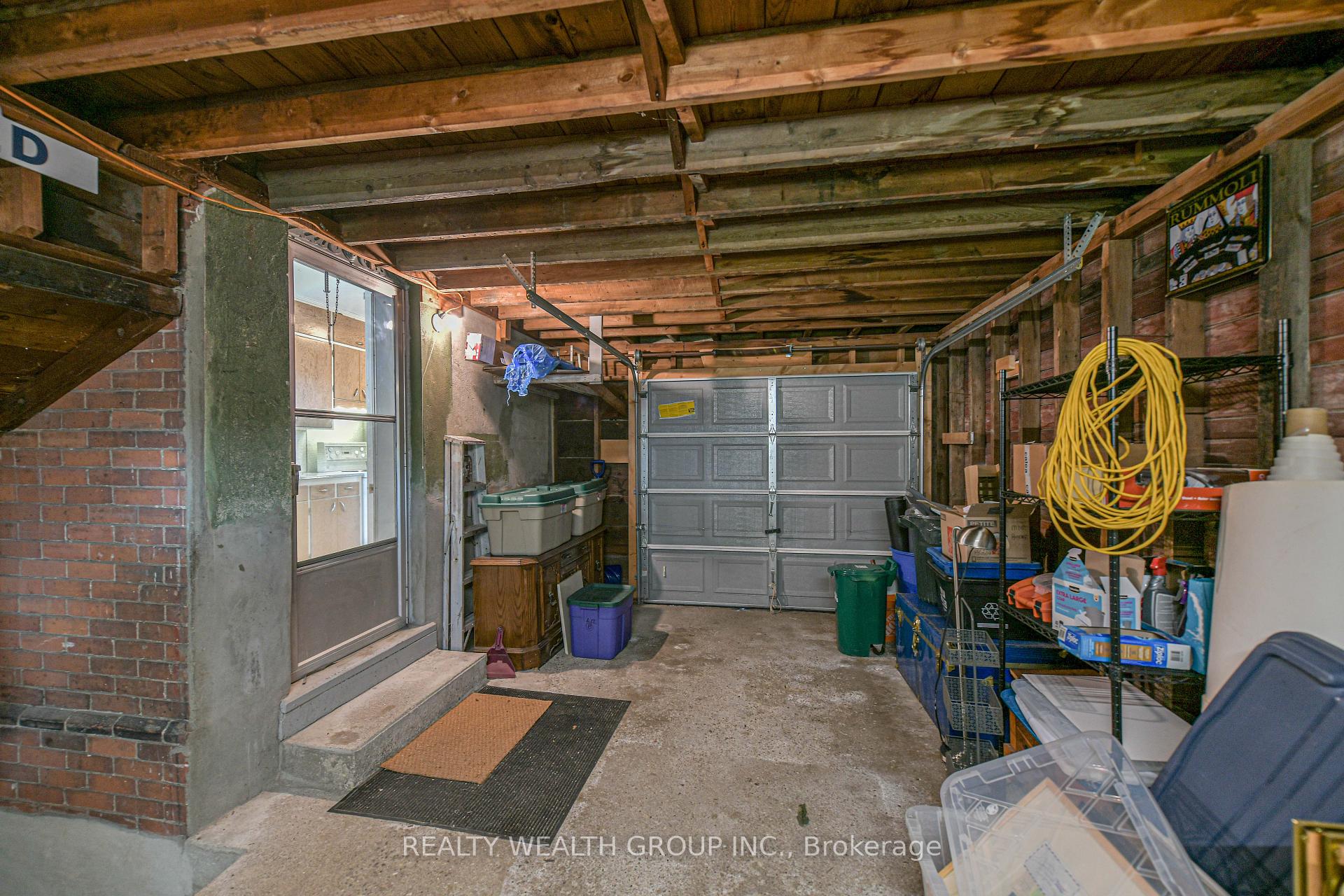 Photo 37 of 23 Penetang Street, Orillia — HOMEH