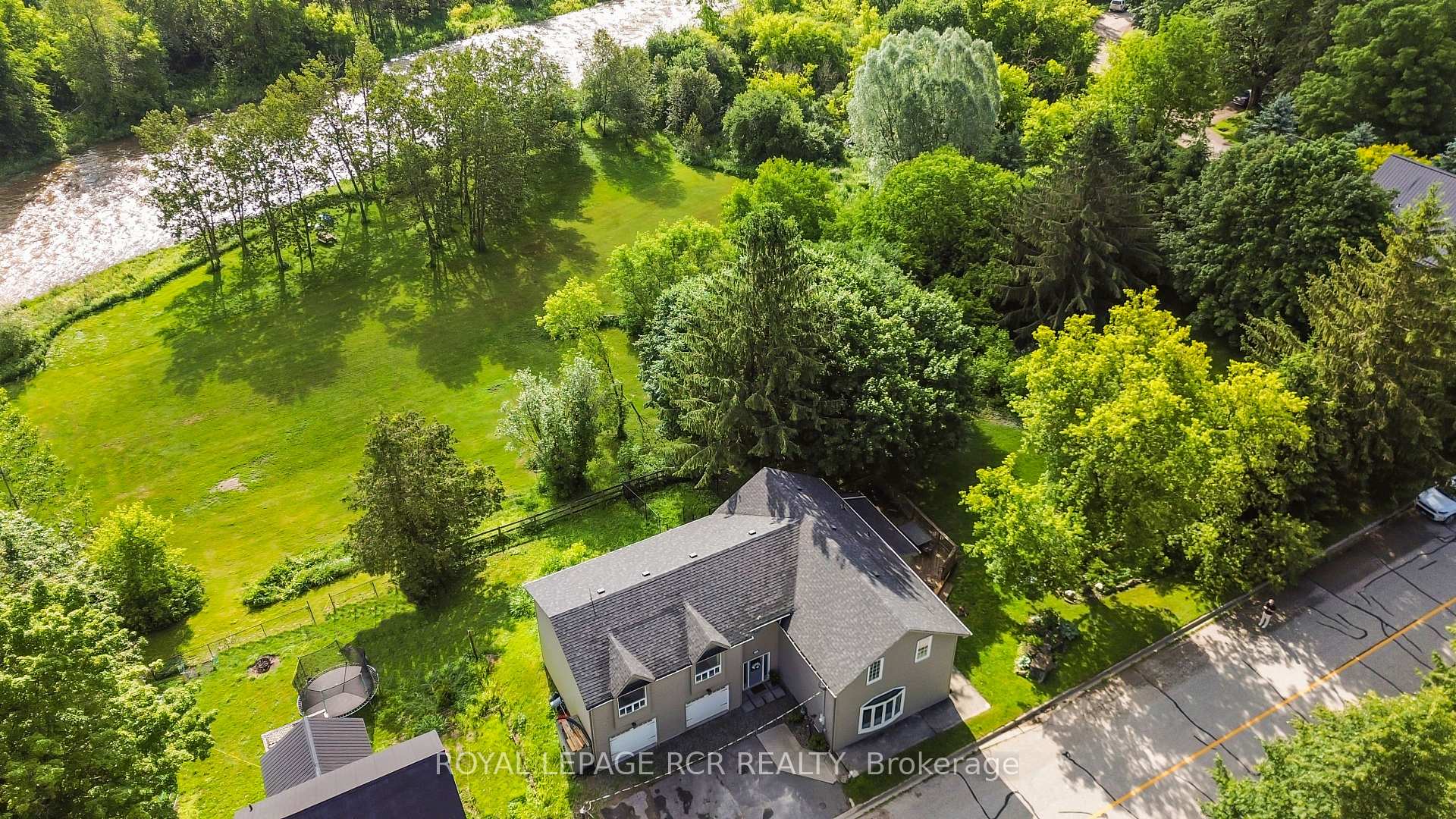 Photo 1 of 12 Mill Street, Amaranth, Rural Amaranth — HOMEH