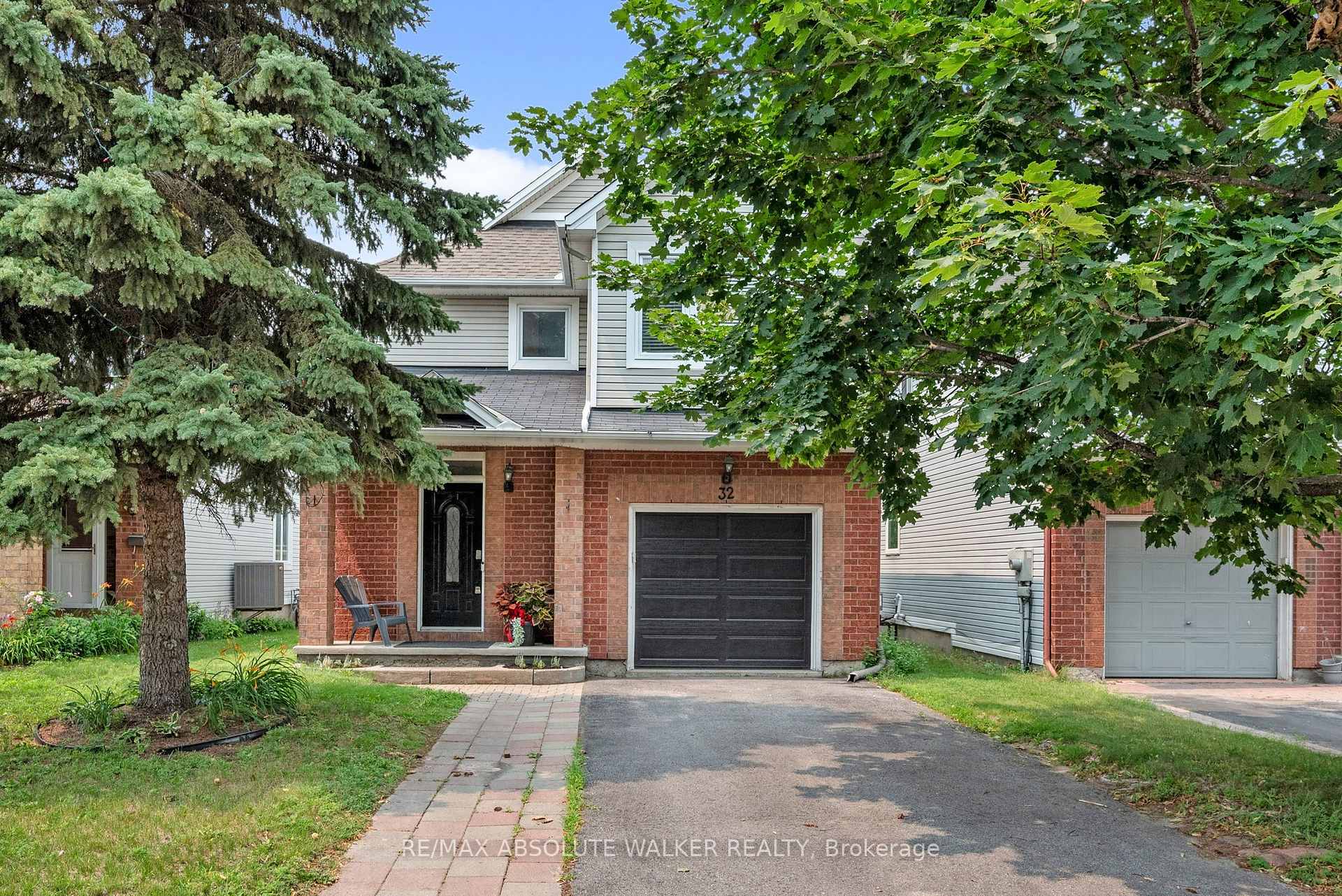 Photo 1 of 32 Roberge Crescent, Ottawa, Kanata - Katimavik — HOMEH