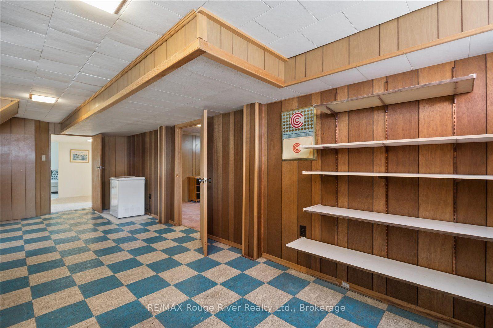 Photo 32 of 20 Tayrow Road, Etobicoke, Rexdale-Kipling — HOMEH