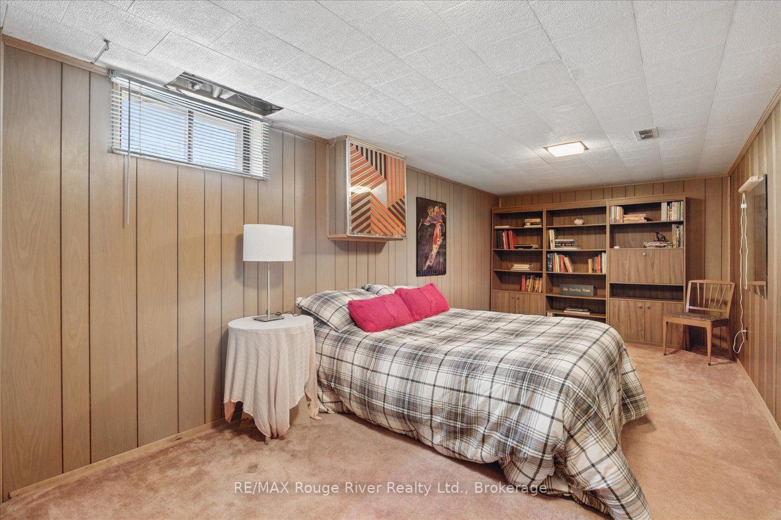 Photo 35 of 20 Tayrow Road, Etobicoke, Rexdale-Kipling — HOMEH