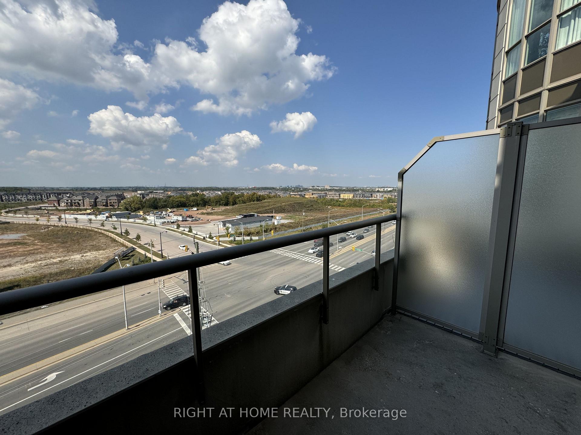 Photo 9 of Unit 720, 2480 Prince Michael Drive, Oakville, Joshua Creek — HOMEH
