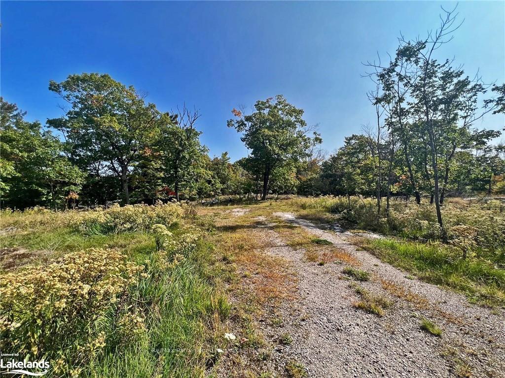 Photo 4 of 112 Bayview Drive, Carling — HOMEH