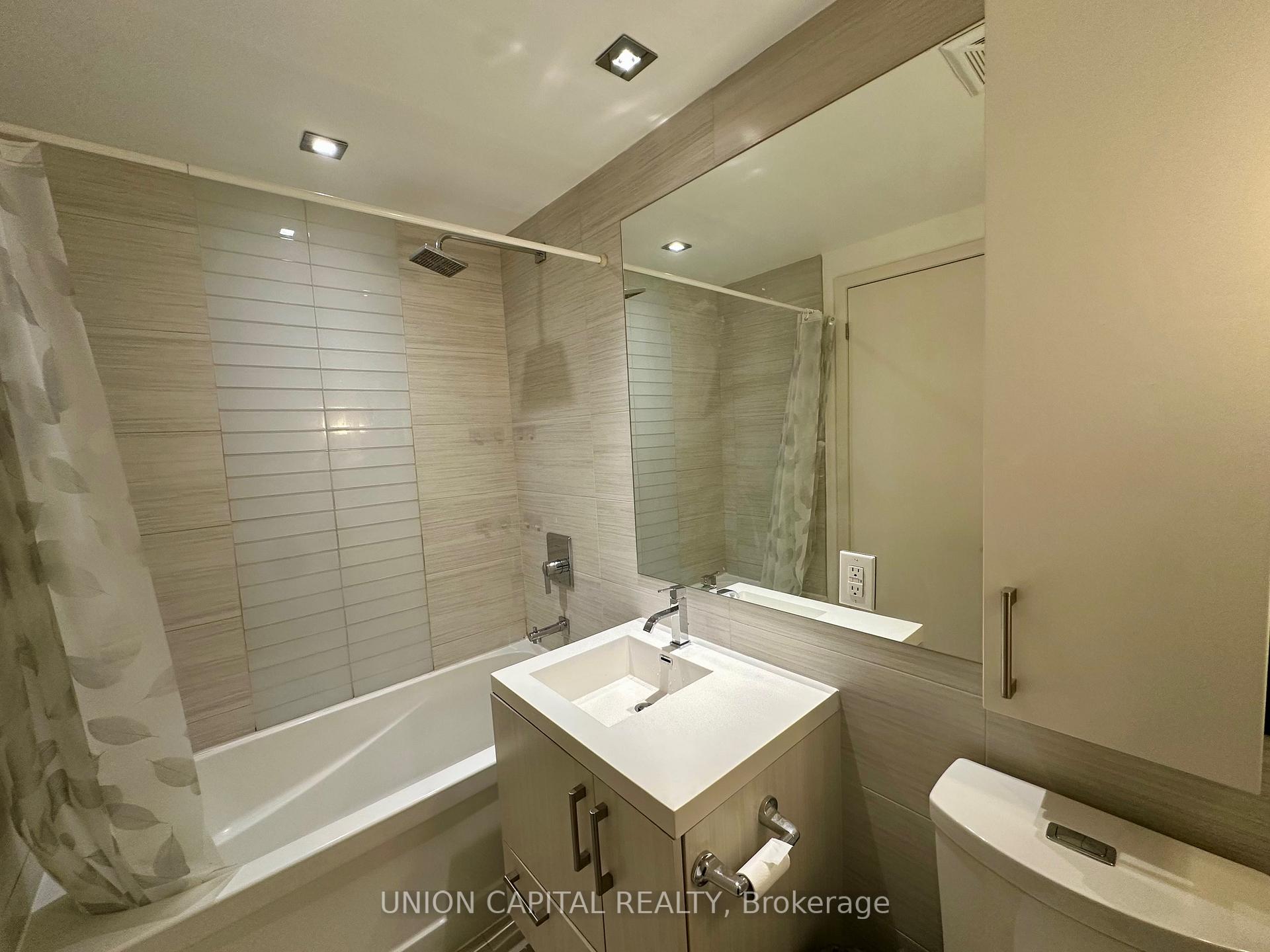Photo 4 of Unit 501, 39 Sherbourne Street, Toronto, Moss Park — HOMEH