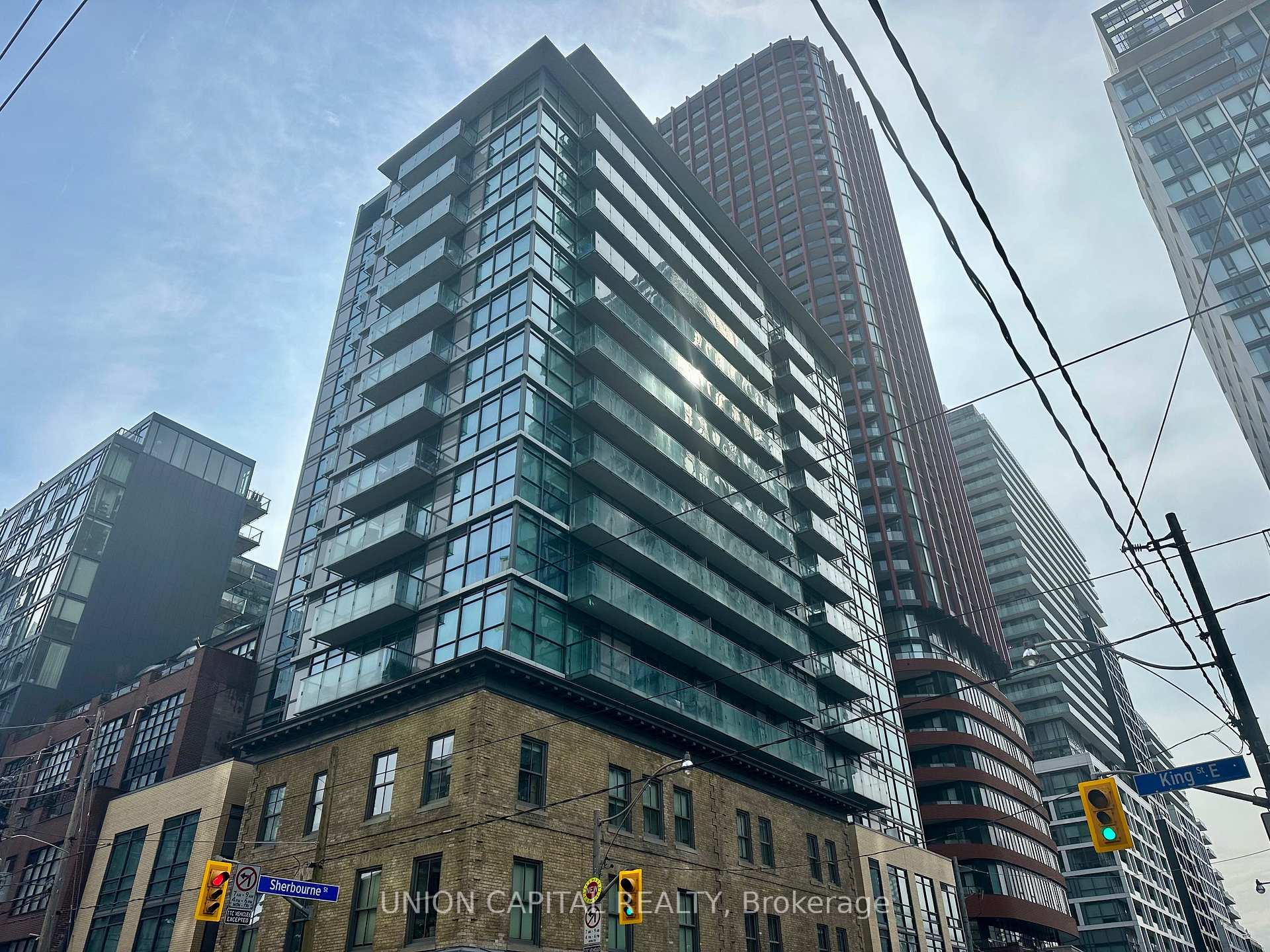 Photo 8 of Unit 501, 39 Sherbourne Street, Toronto, Moss Park — HOMEH