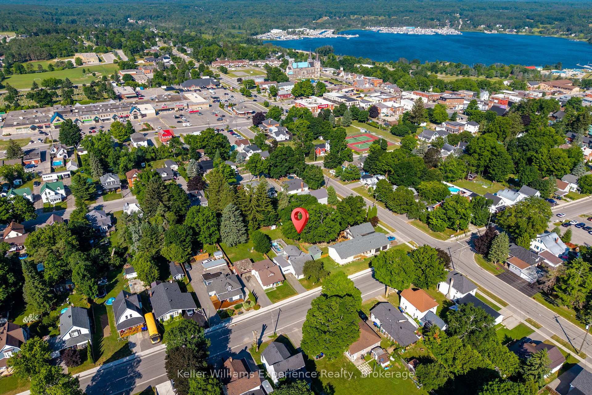 Photo 18 of 28 Harriet Street, Penetanguishene — HOMEH