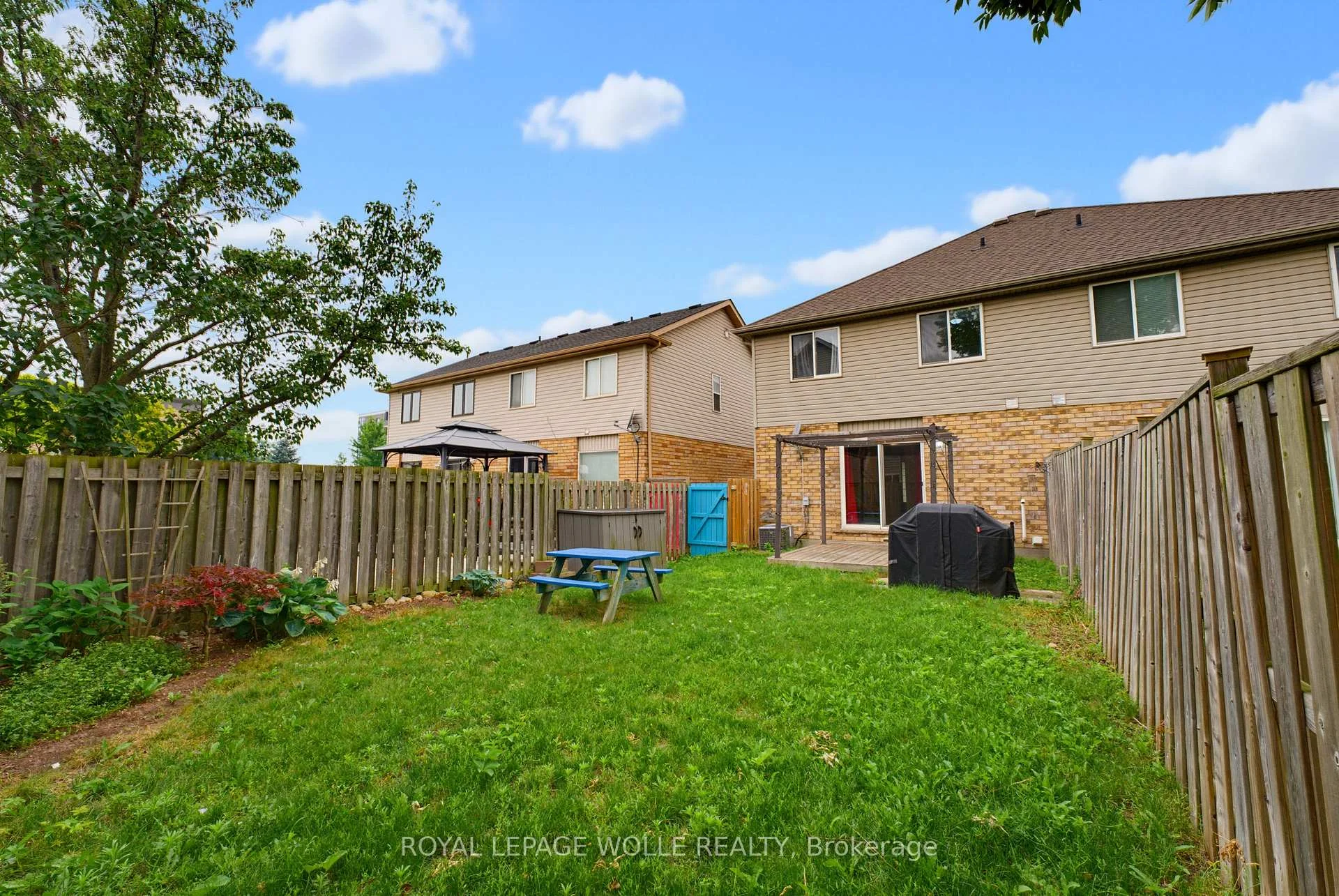 Photo 47 of 5 Eugene Drive, Guelph, Pineridge/Westminster Woods — HOMEH