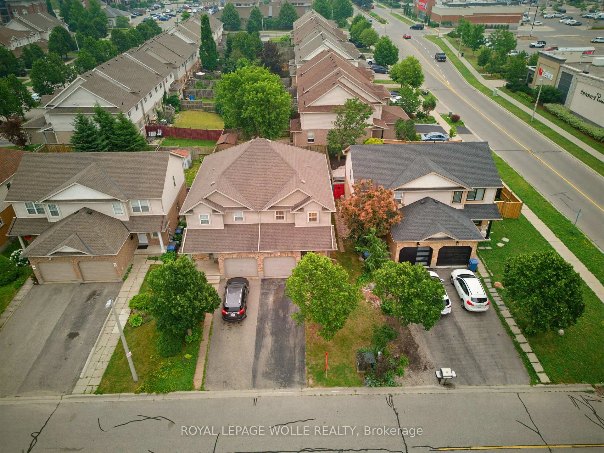 Photo 51 of 5 Eugene Drive, Guelph, Pineridge/Westminster Woods — HOMEH