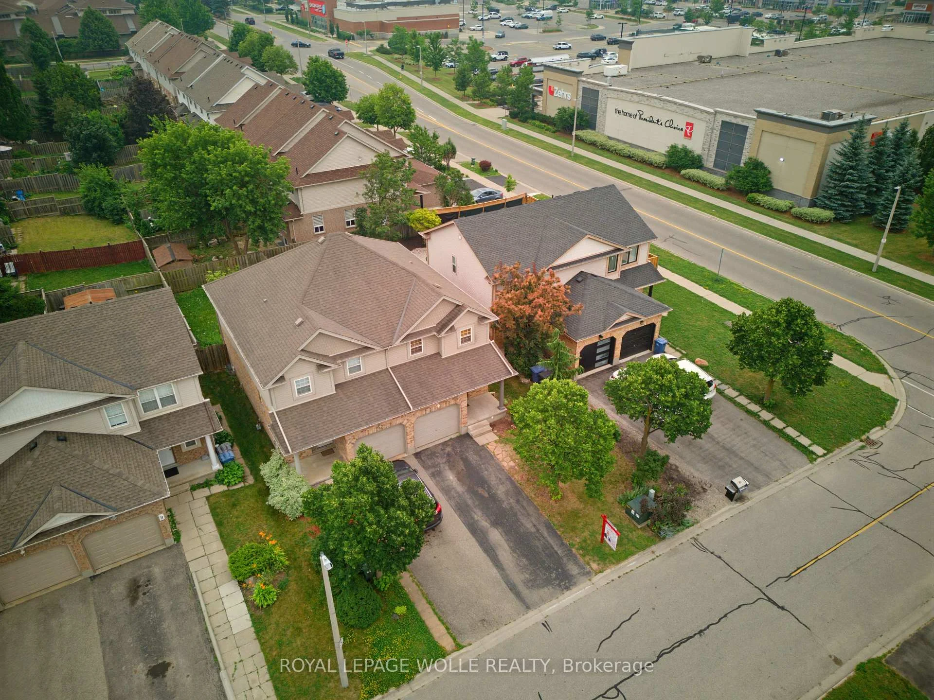 Photo 53 of 5 Eugene Drive, Guelph, Pineridge/Westminster Woods — HOMEH