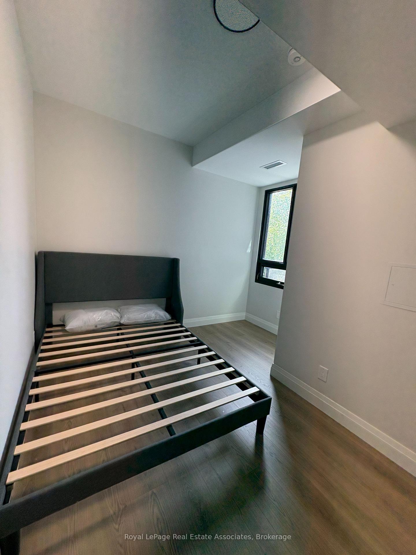 Photo 39 of Unit 402, 1000 Bathurst Street, Toronto, The Annex — HOMEH