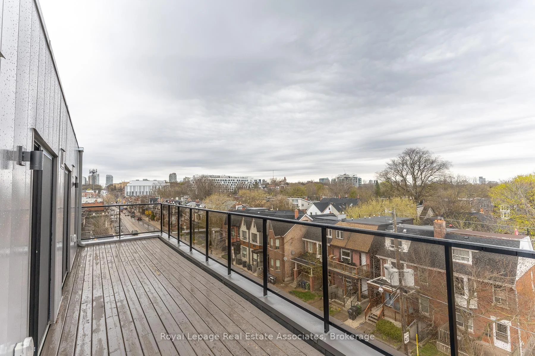 Photo 32 of Unit 402, 1000 Bathurst Street, Toronto, The Annex — HOMEH