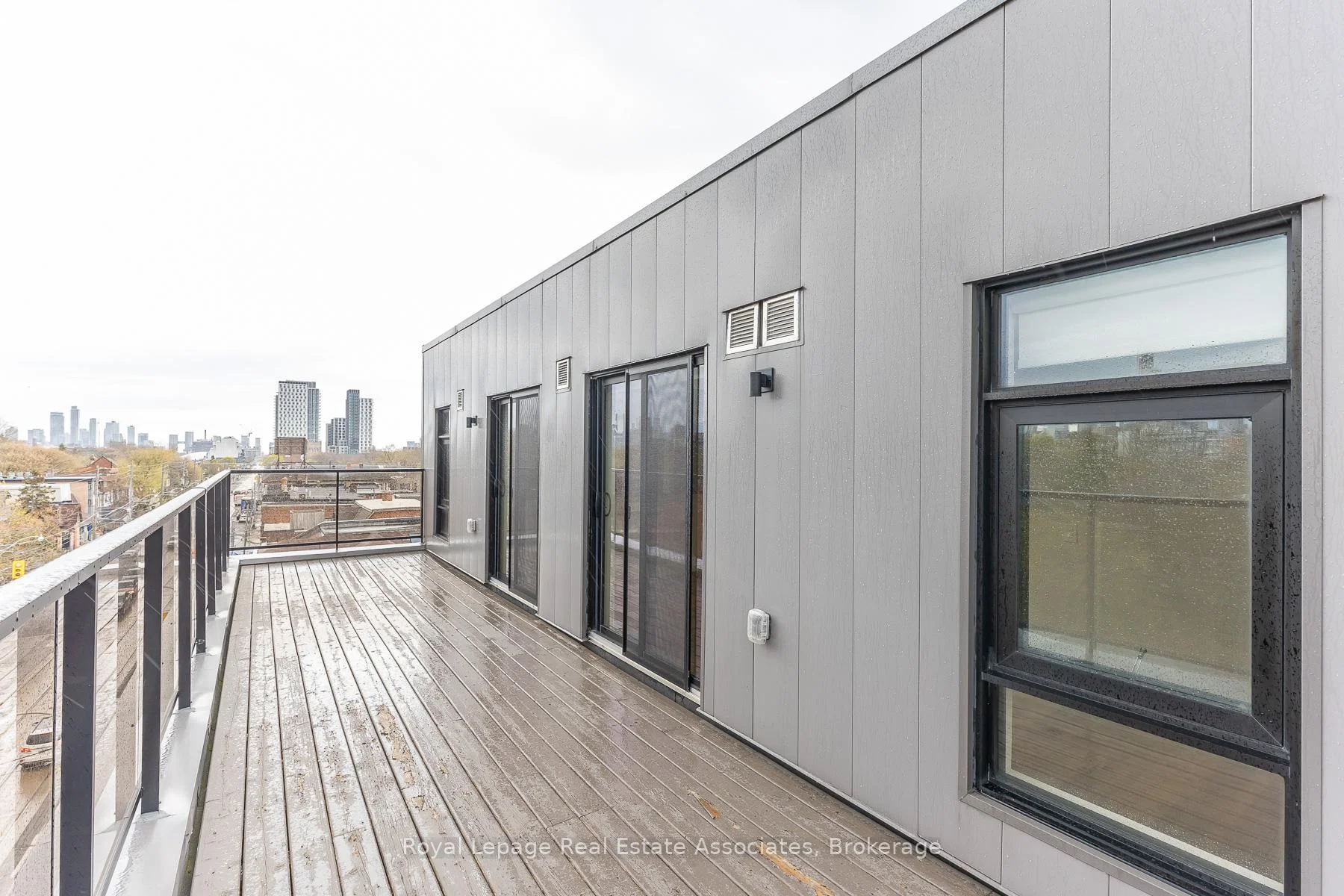 Photo 35 of Unit 402, 1000 Bathurst Street, Toronto, The Annex — HOMEH