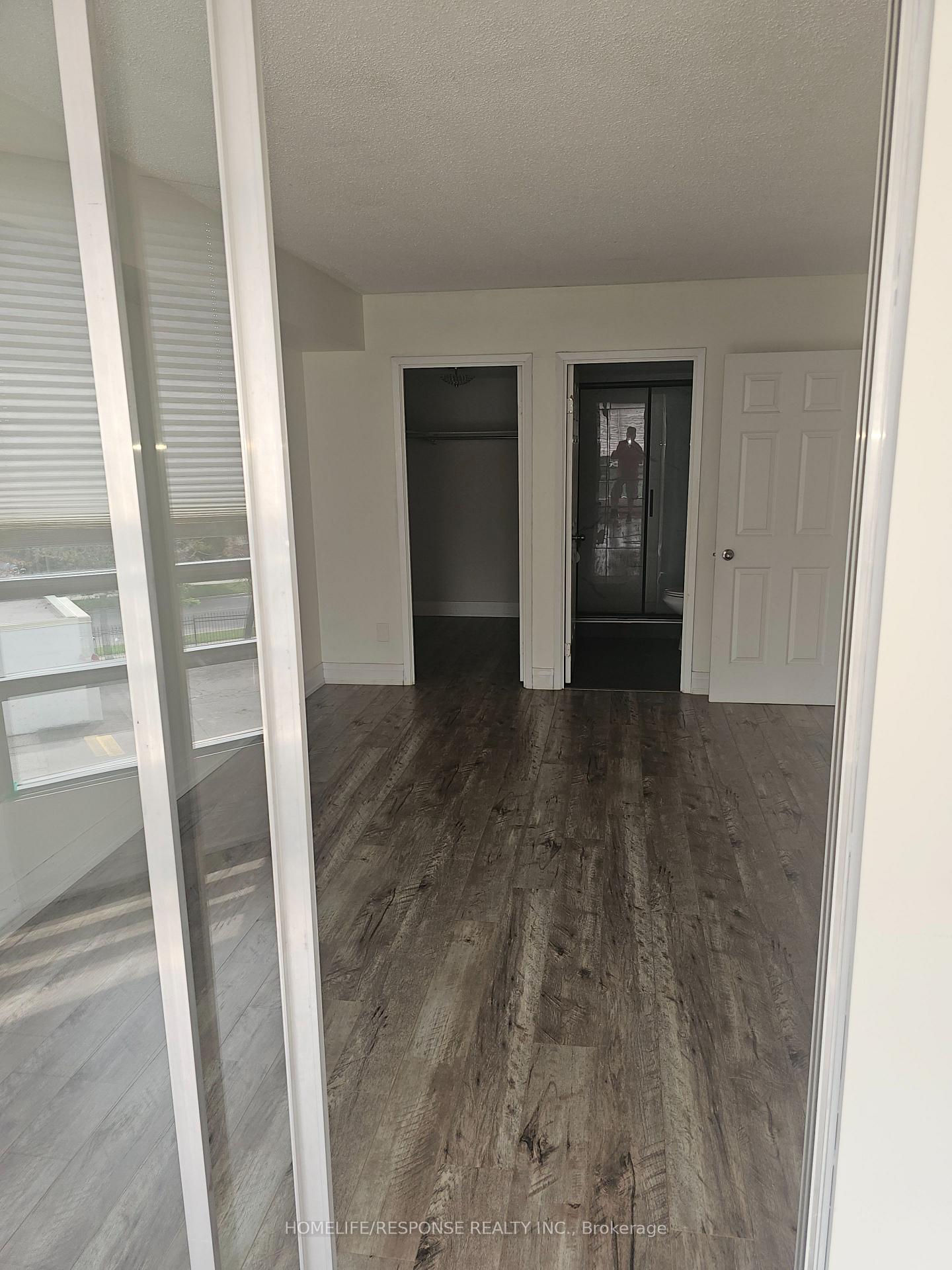 Photo 6 of Unit 308, 310 Mill Street S, Brampton, Brampton South — HOMEH