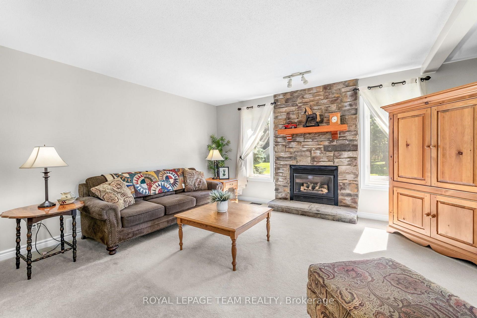 Photo 27 of 6503 Harvest Grove Drive, Ottawa, Greely — HOMEH
