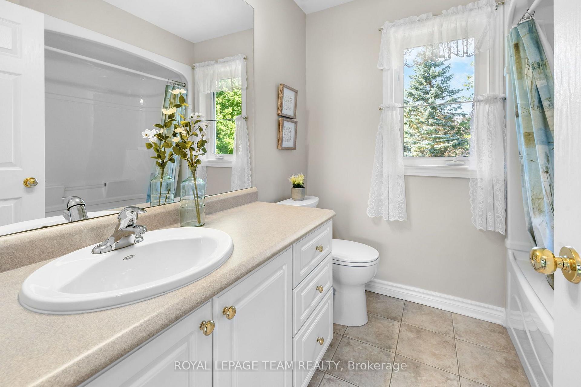 Photo 38 of 6503 Harvest Grove Drive, Ottawa, Greely — HOMEH