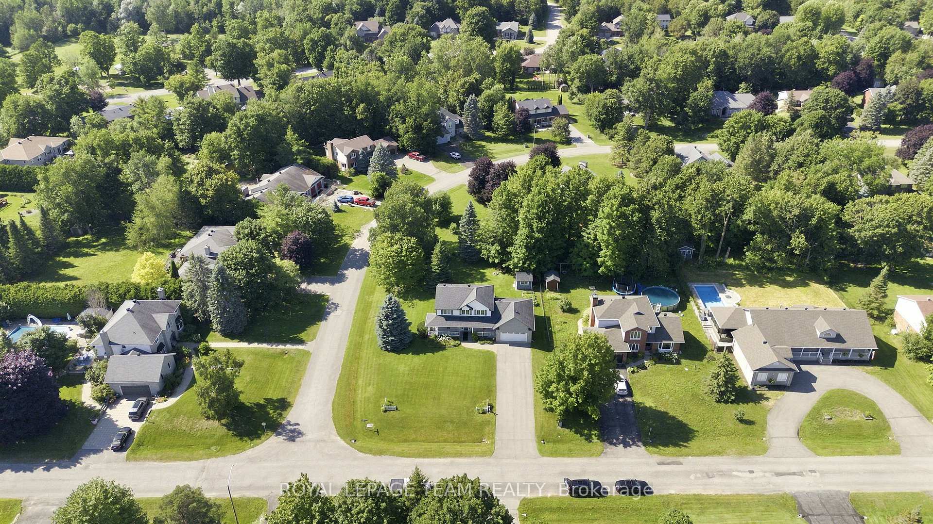 Photo 2 of 6503 Harvest Grove Drive, Ottawa, Greely — HOMEH