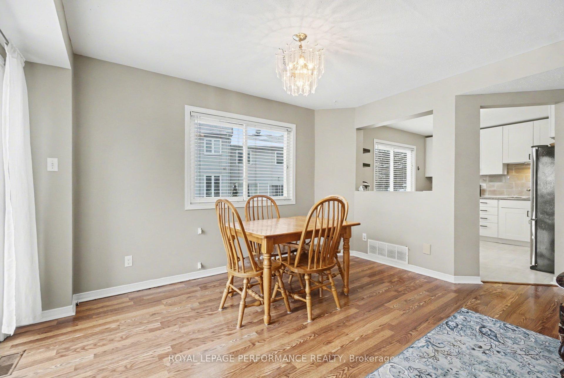 Photo 4 of 1403 Beaucourt Place, Ottawa, Fallingbrook/Ridgemount — HOMEH