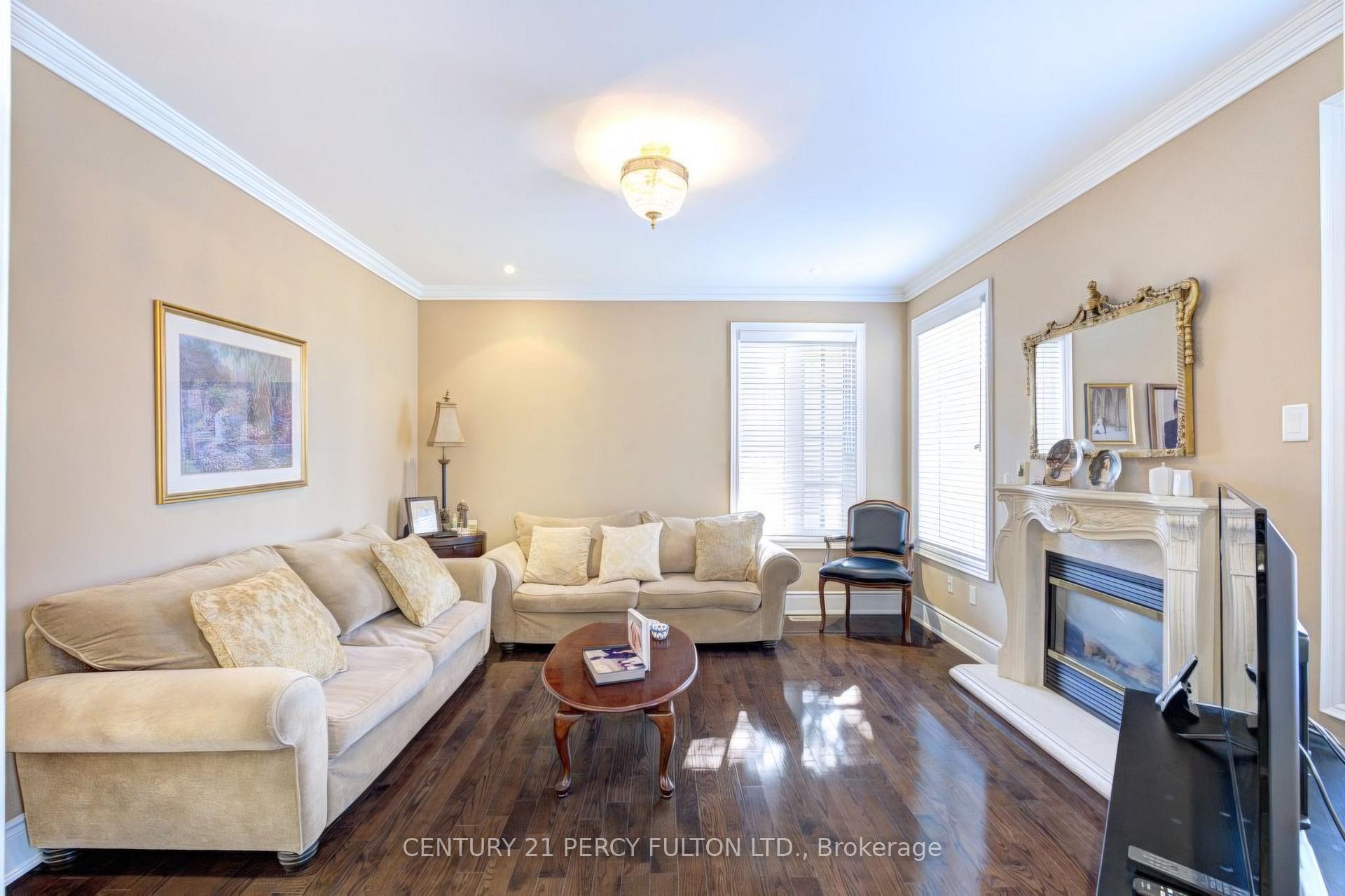Photo 13 of 80 Saint James Avenue, Vaughan, Vellore Village — HOMEH