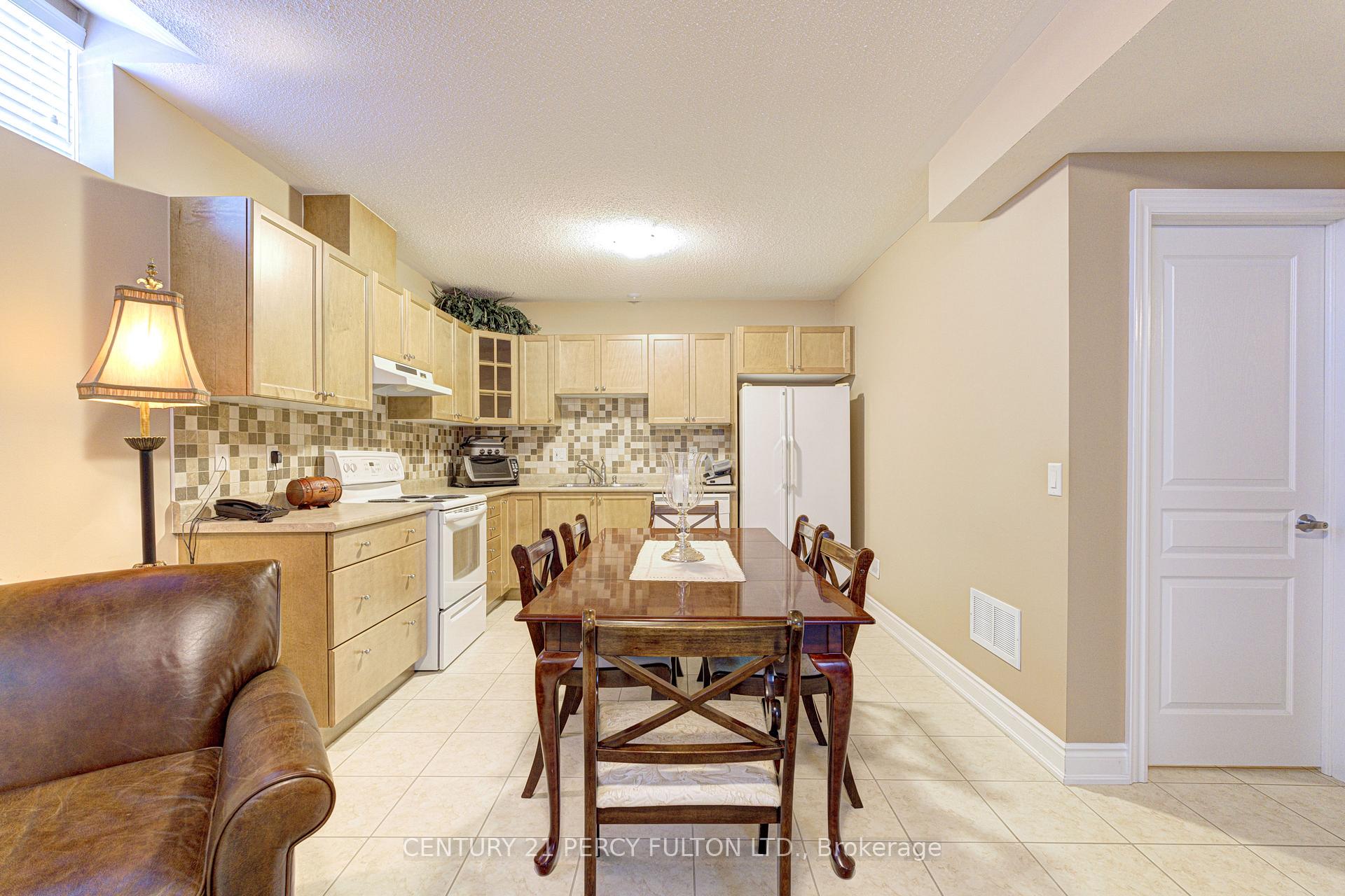Photo 39 of 80 Saint James Avenue, Vaughan, Vellore Village — HOMEH