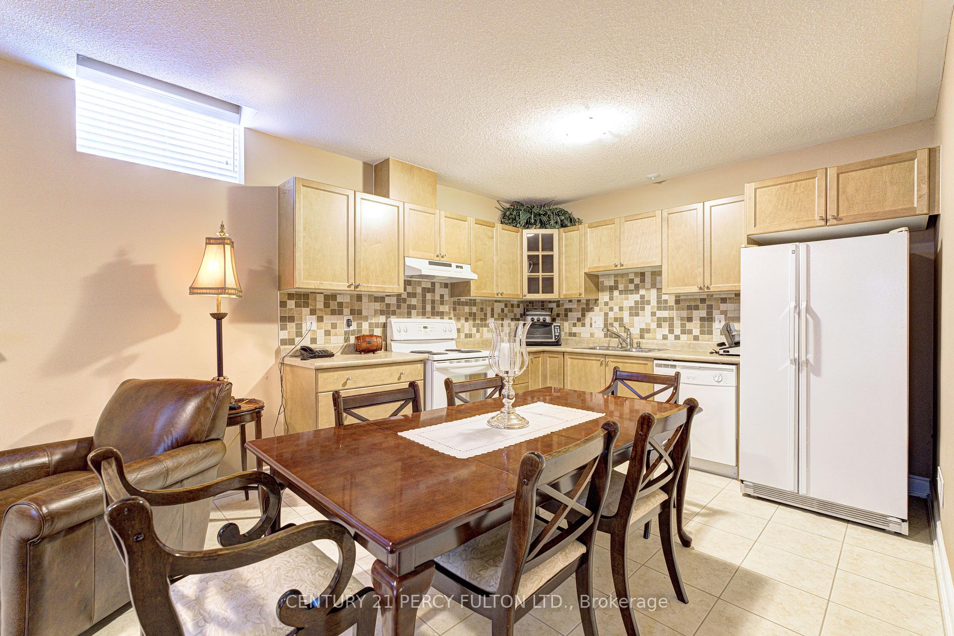 Photo 40 of 80 Saint James Avenue, Vaughan, Vellore Village — HOMEH