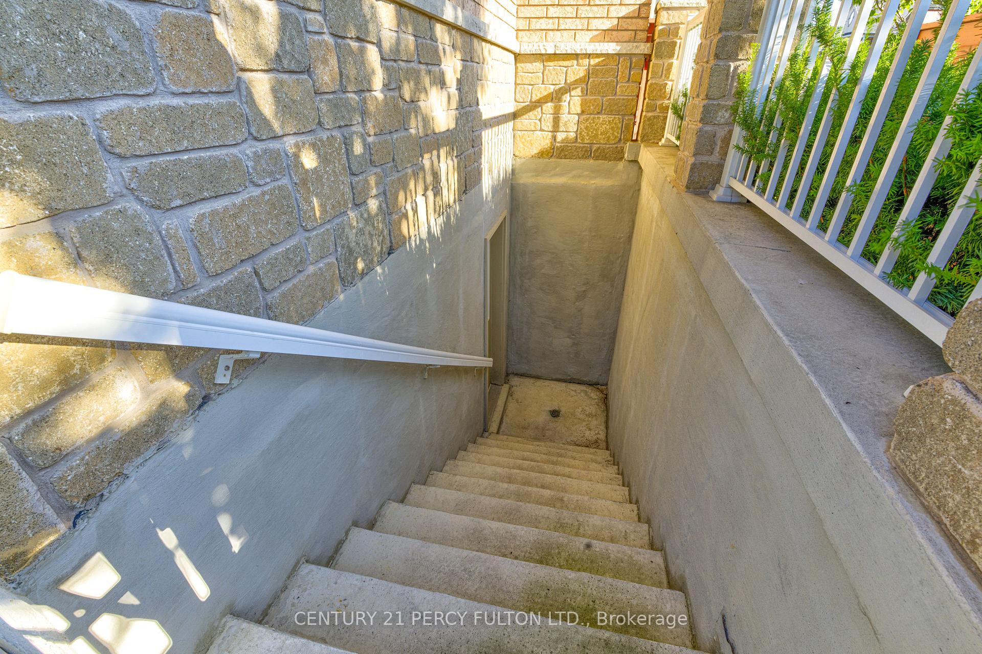 Photo 46 of 80 Saint James Avenue, Vaughan, Vellore Village — HOMEH
