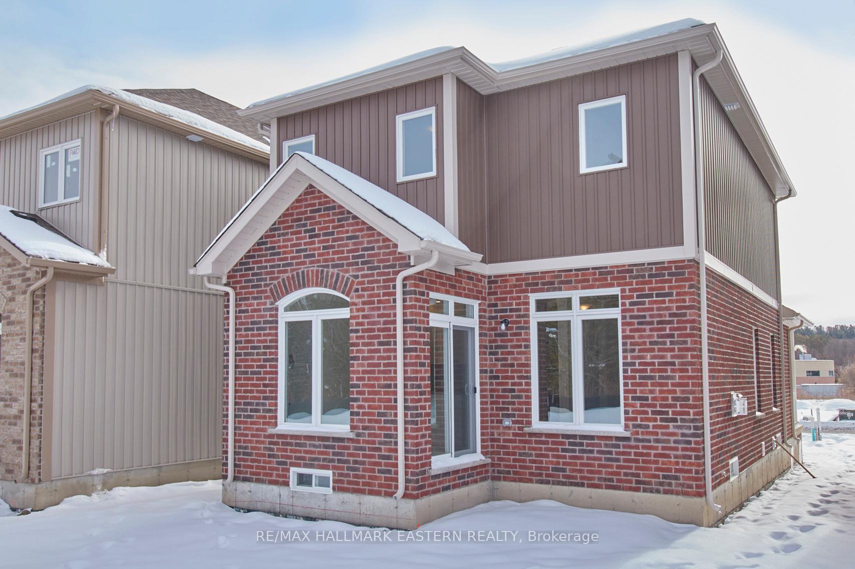 Photo 4 of 17 Coldbrook Drive, Cavan Monaghan, Millbrook Village — HOMEH