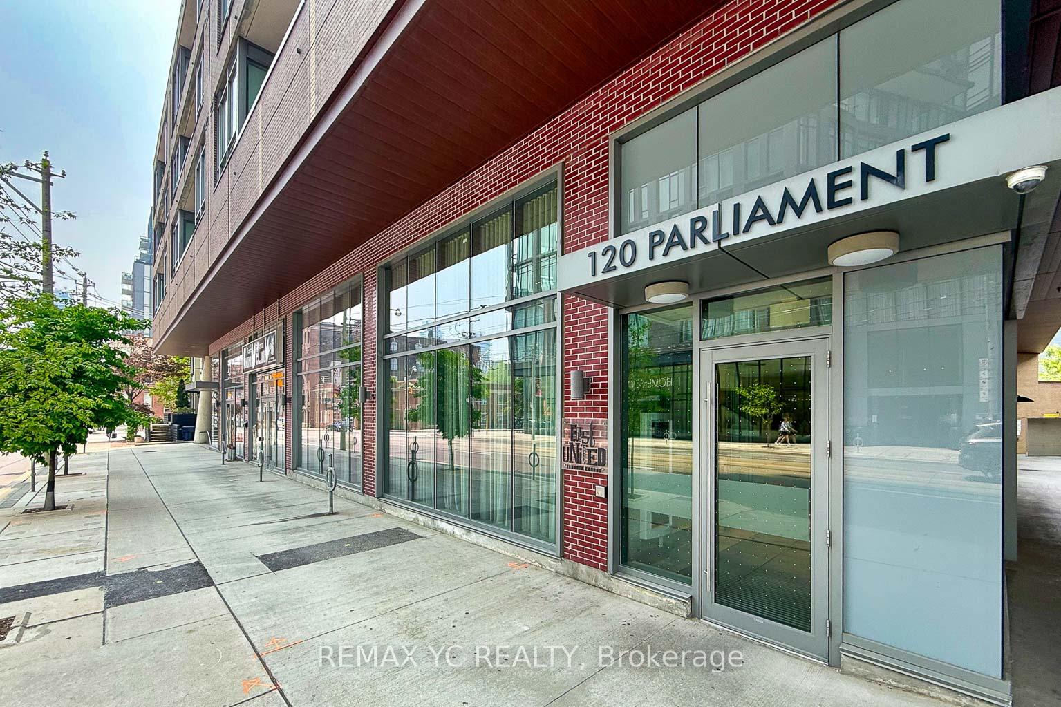 Front of Unit 1710, 120 Parliament Street