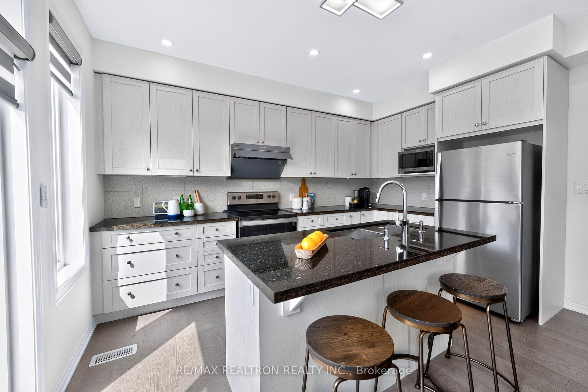 Photo 9 of 117 Micklefield Avenue, Whitby, Rural Whitby — HOMEH