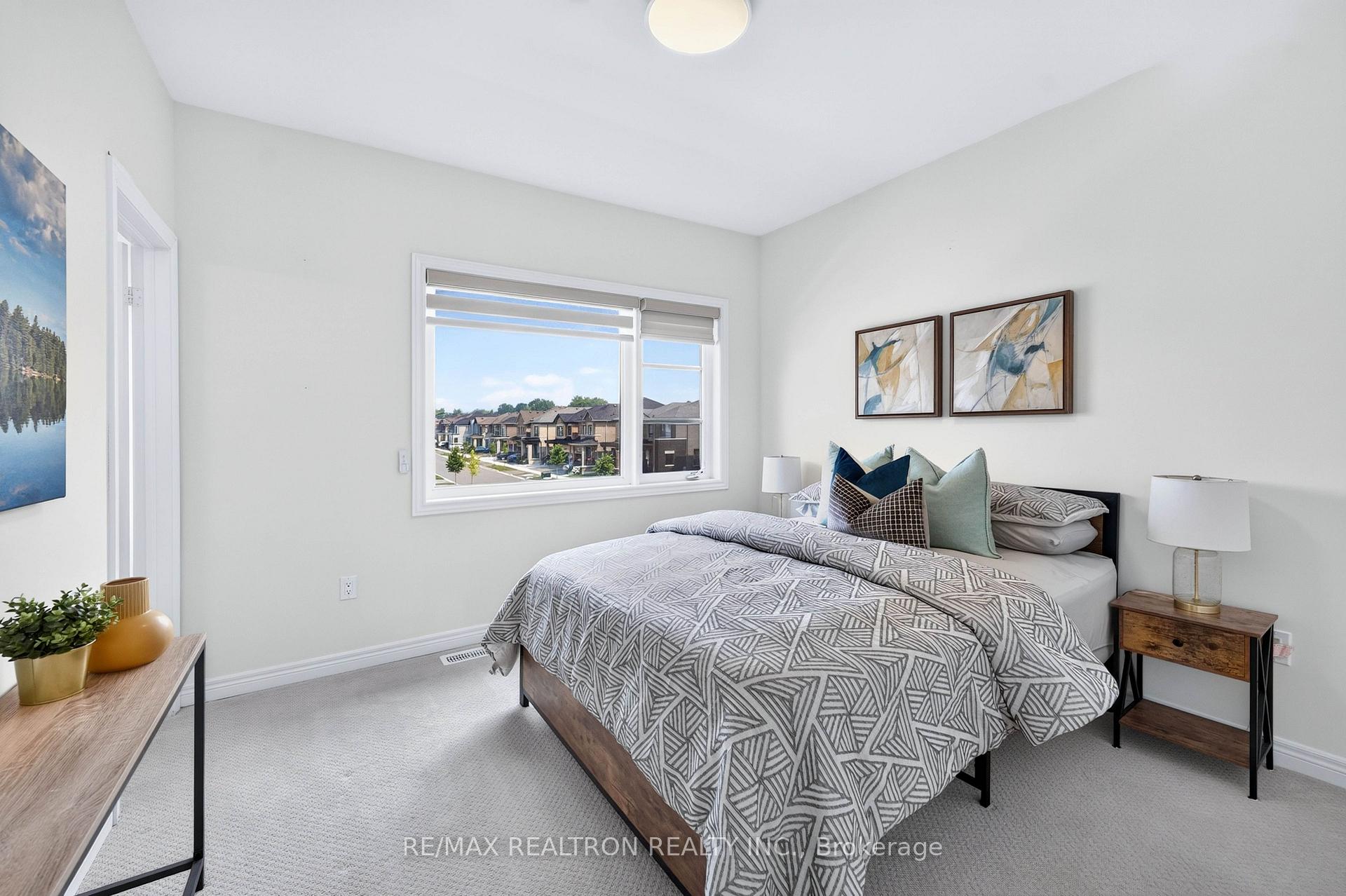 Photo 19 of 117 Micklefield Avenue, Whitby, Rural Whitby — HOMEH