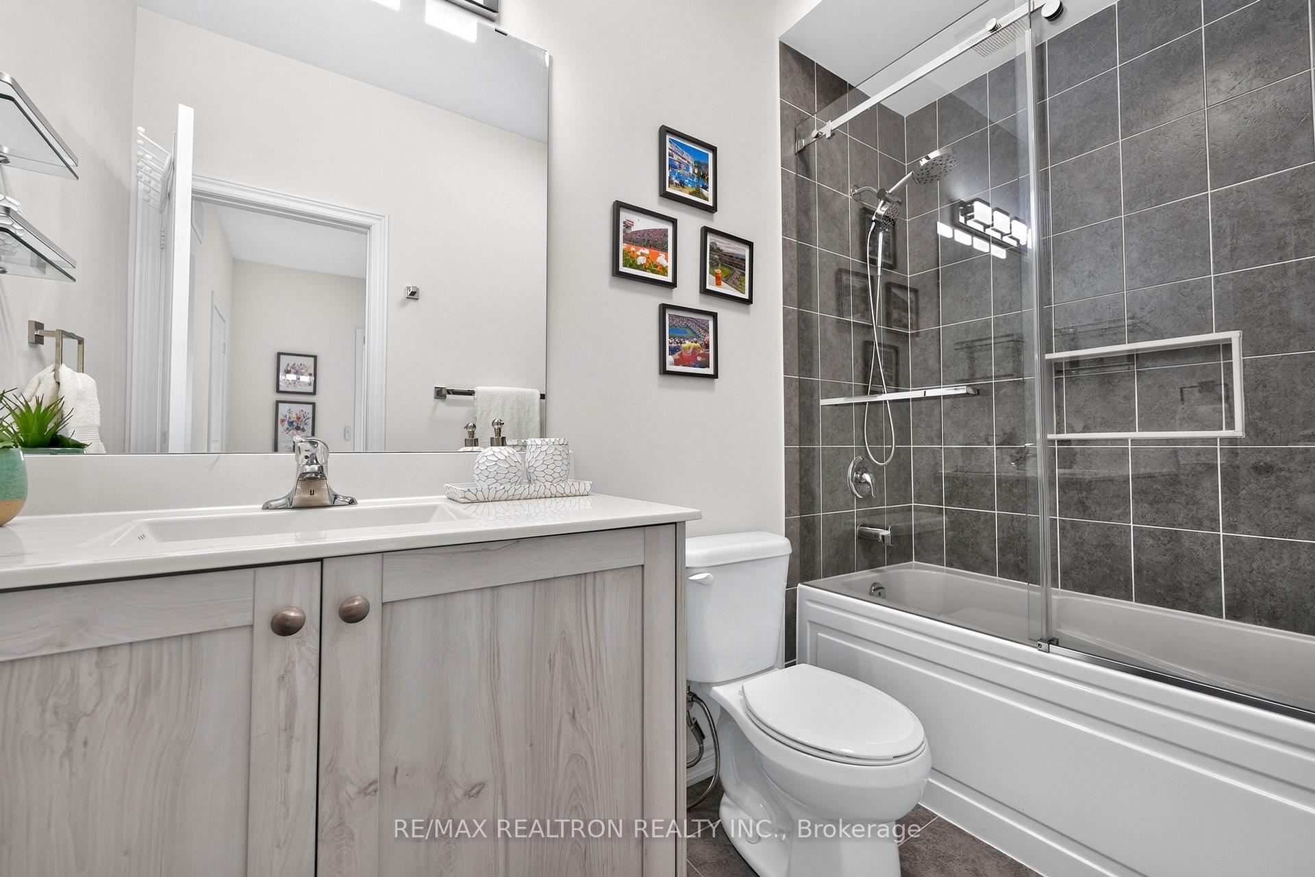 Photo 23 of 117 Micklefield Avenue, Whitby, Rural Whitby — HOMEH