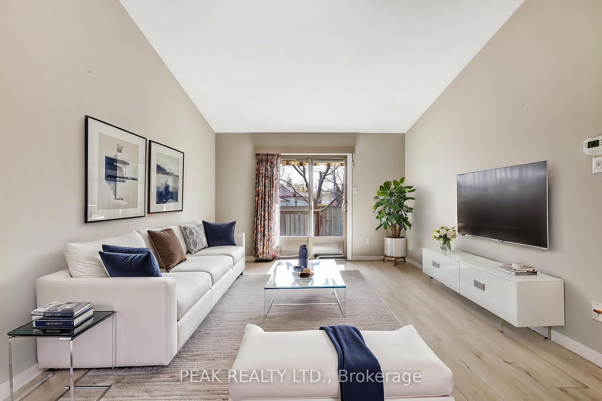 Photo 9 of Unit 15, 19 Hanlon Place, Brant, Paris — HOMEH